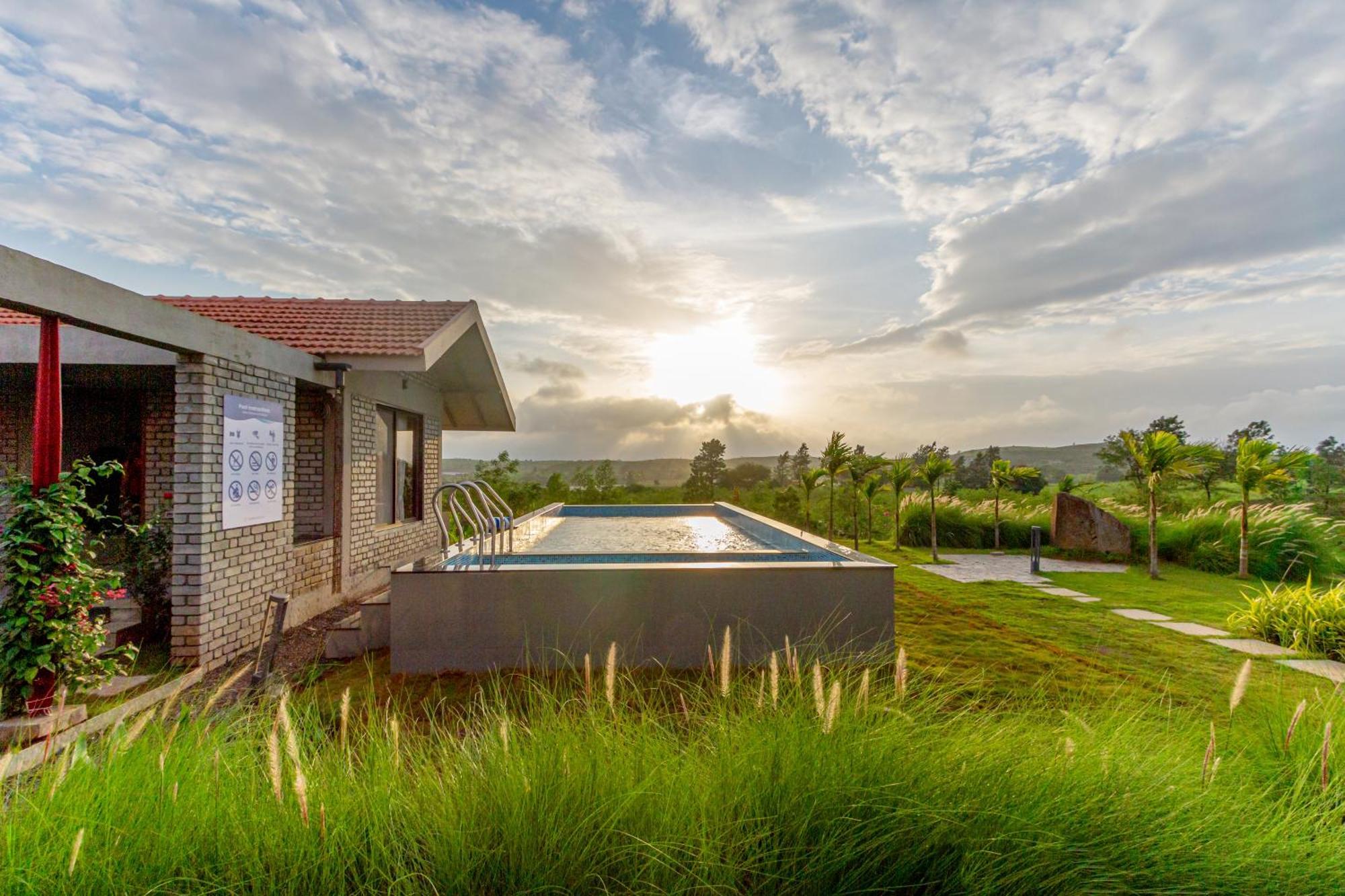 Saffronstays Ashfield - An Eco-luxe 5-bdr In Villa Nashik
