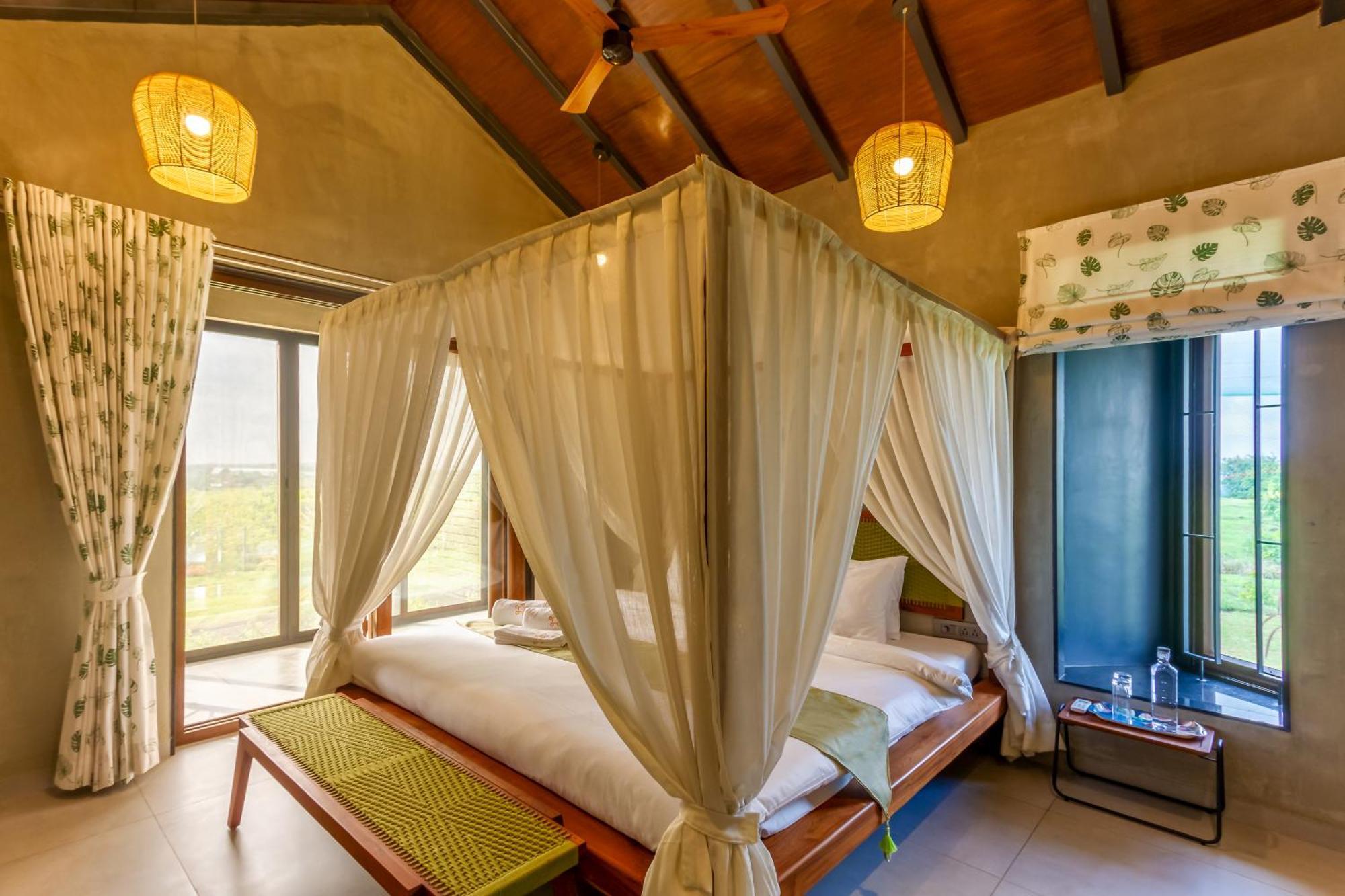 Saffronstays Ashfield - An Eco-luxe 5-bdr In Villa Nashik