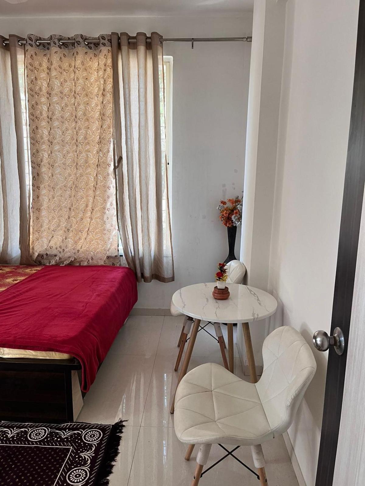 2bhk Flat Jail Road