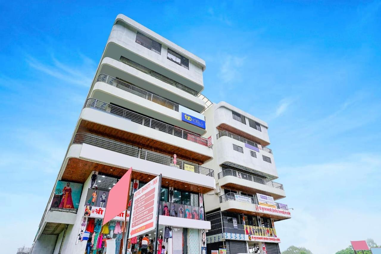 Hotel Bhakti 2*