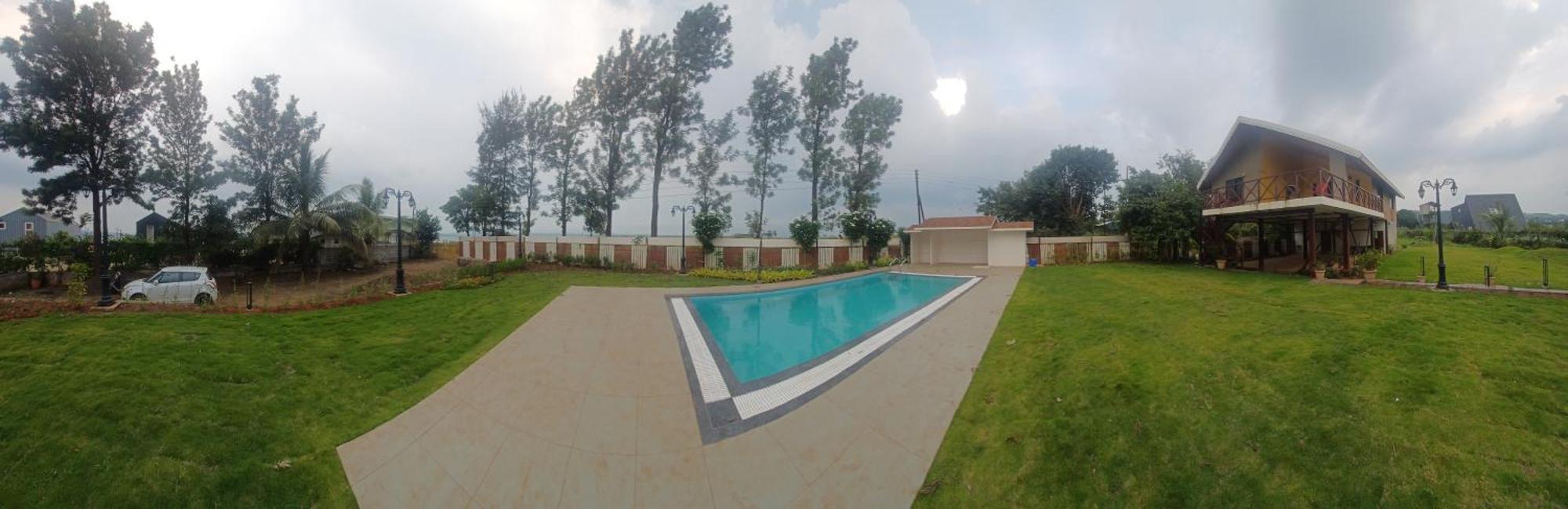Lake View Holiday Near Sula Wine Yard With 3 Bdrms * Nashik
