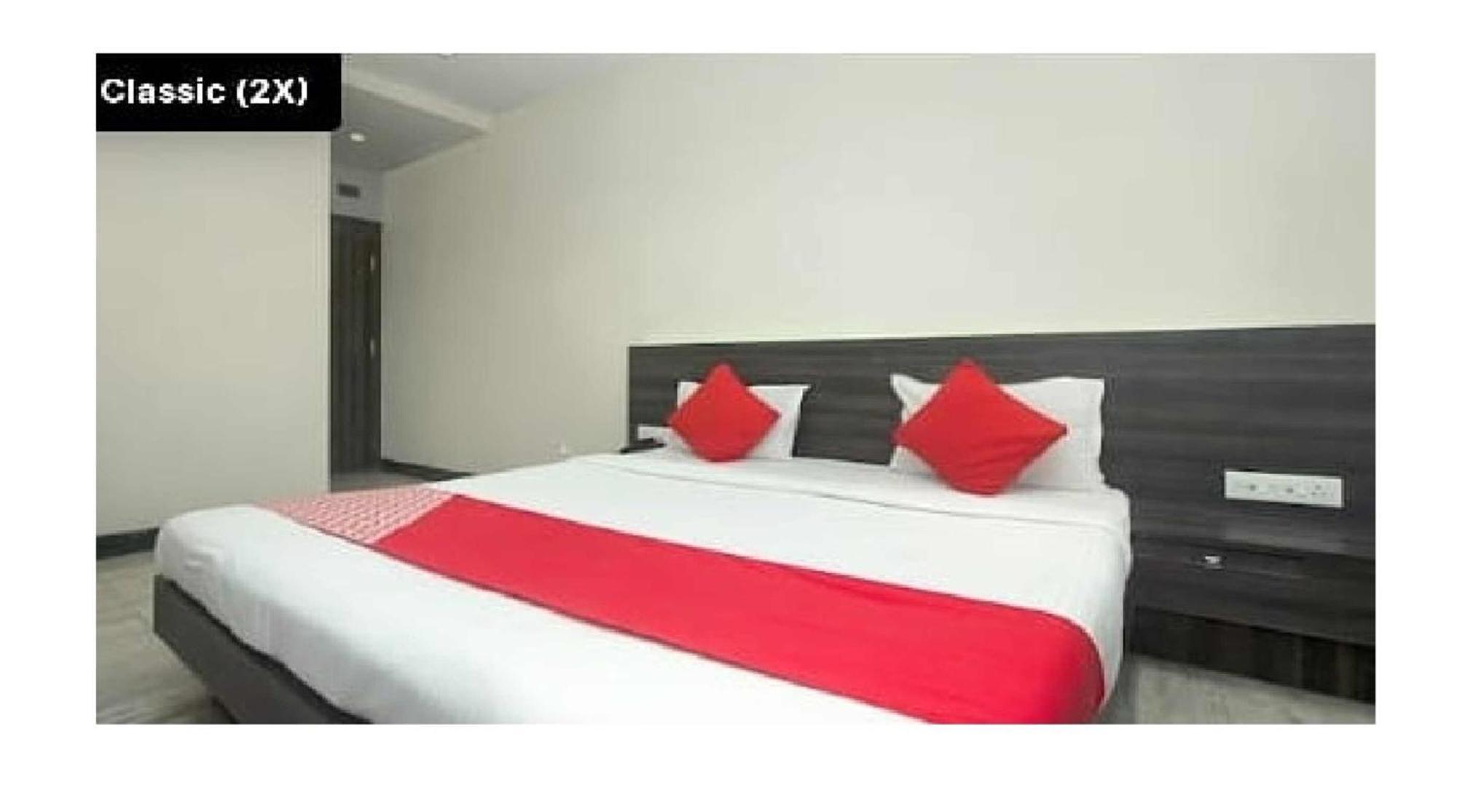 Hotel The Byke Suresh Plaza 2*