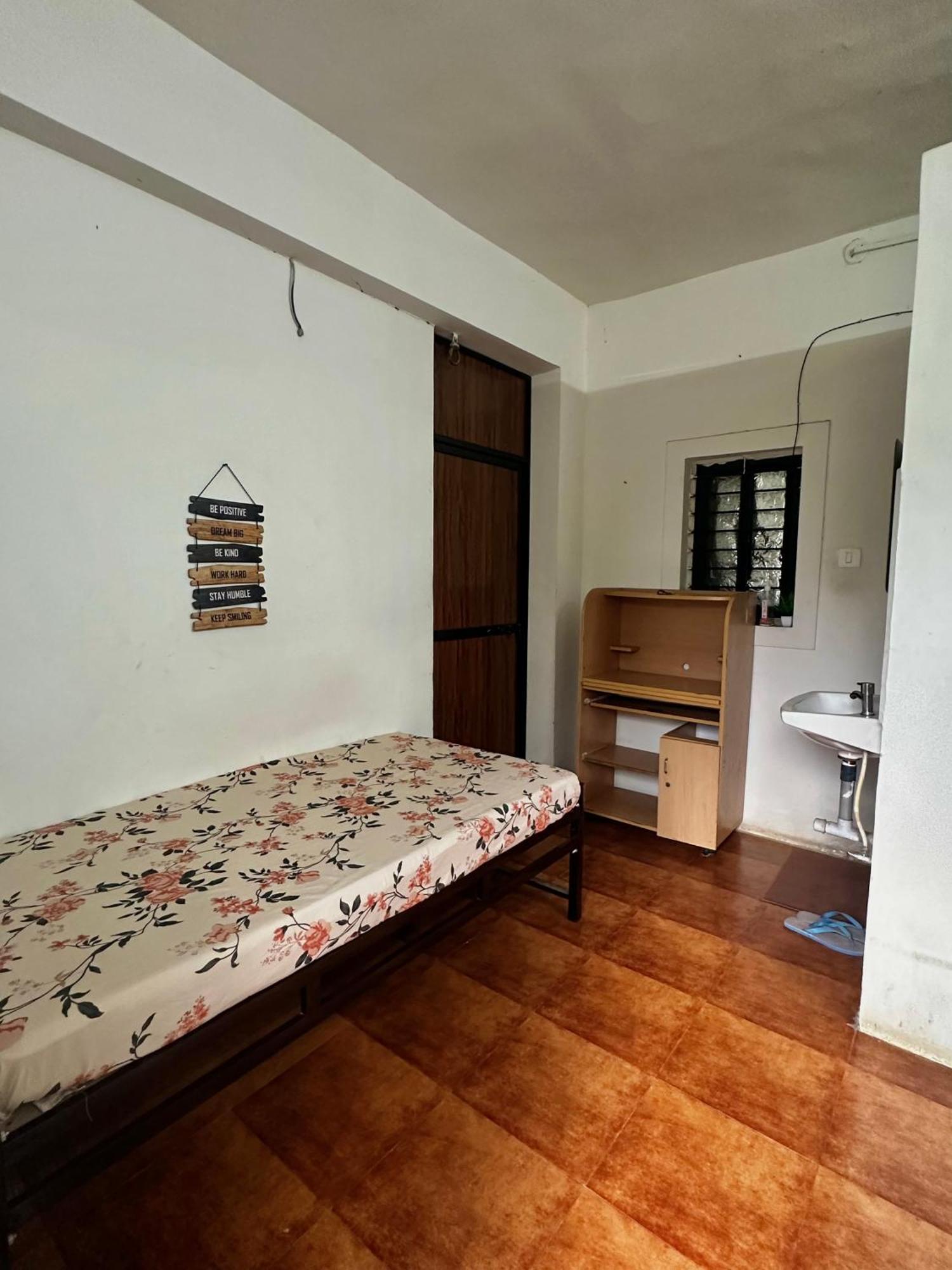 1bk Comfy & Budget Friendly Homestay