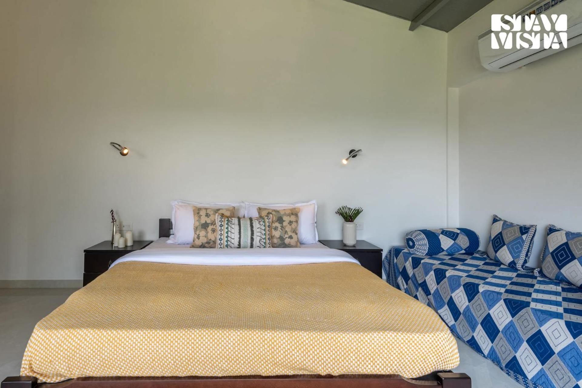 Stayvista At Banyan Bliss With Pool, Bonfire & Lawn Villa Nashik