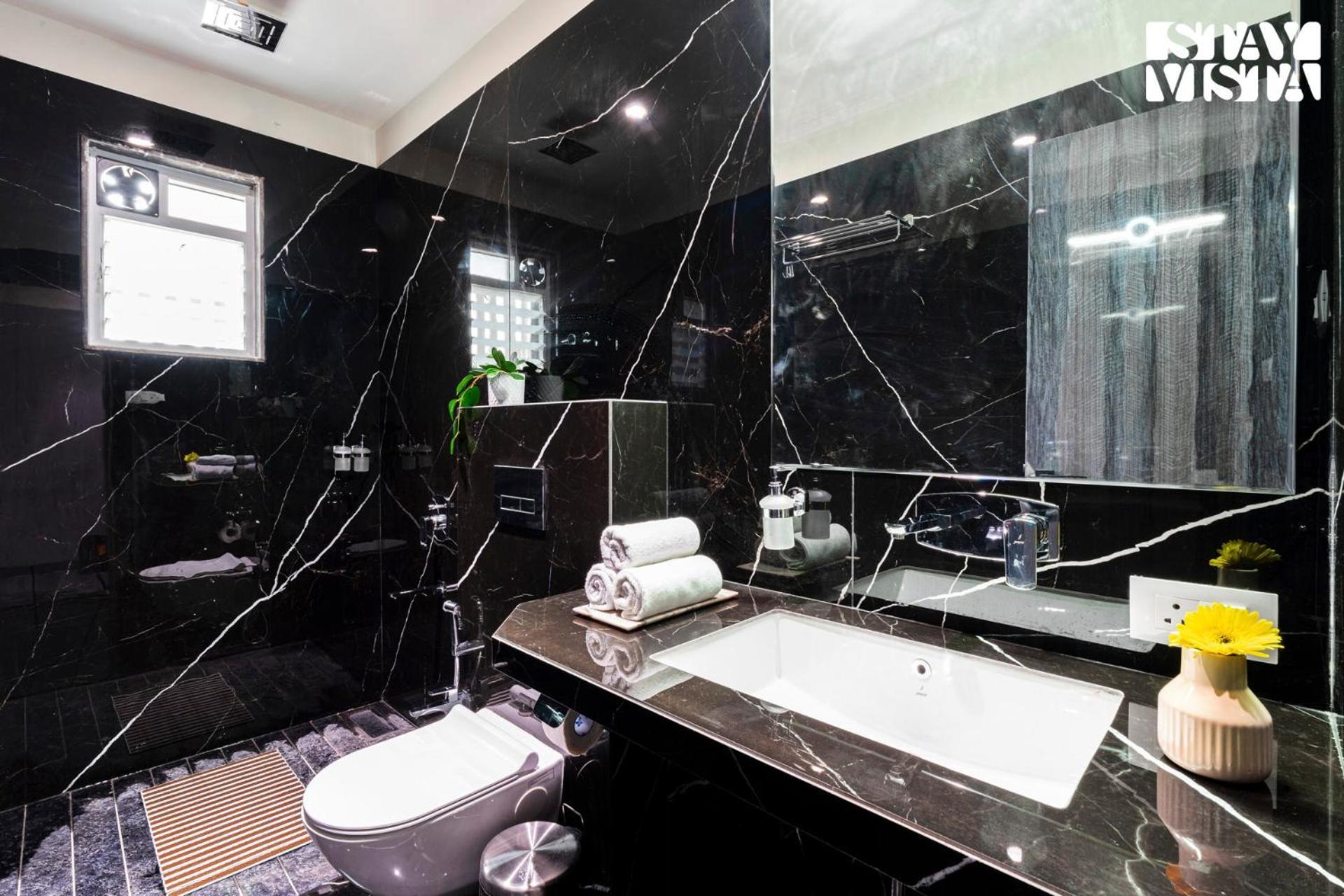Villa Stayvista At Majestic Whispers With Rooftop Pool Nashik