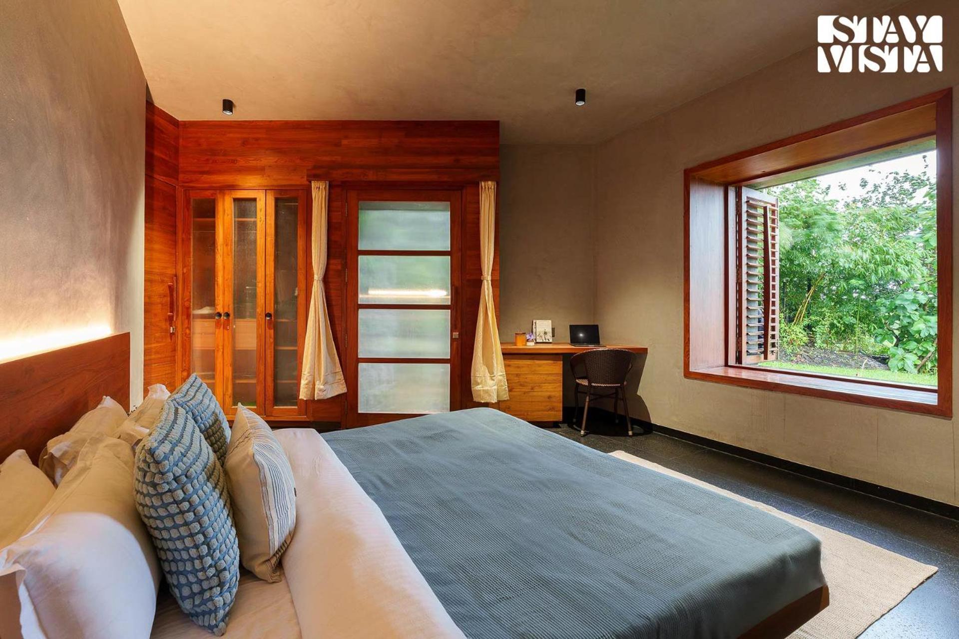 Stayvista At Stonescape With Pool, Lawn & Mountain View Villa Nashik