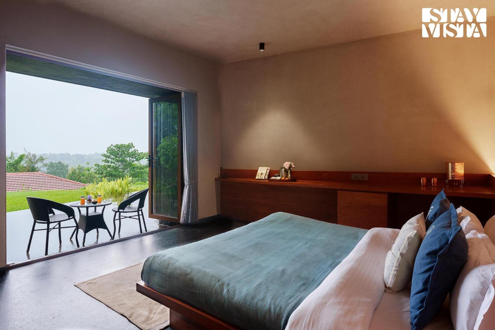 Stayvista At Stonescape With Pool, Lawn & Mountain View *
