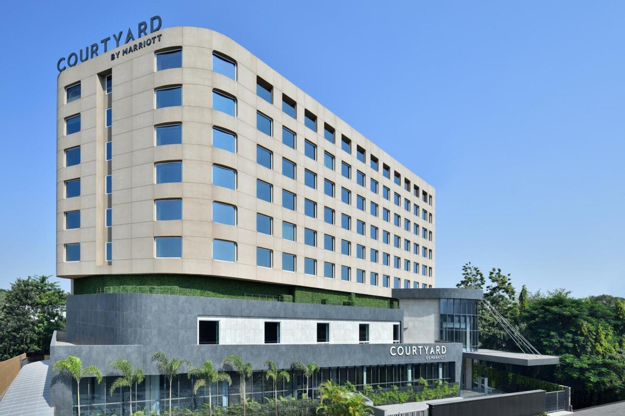 Hotel Courtyard By Marriott 5*