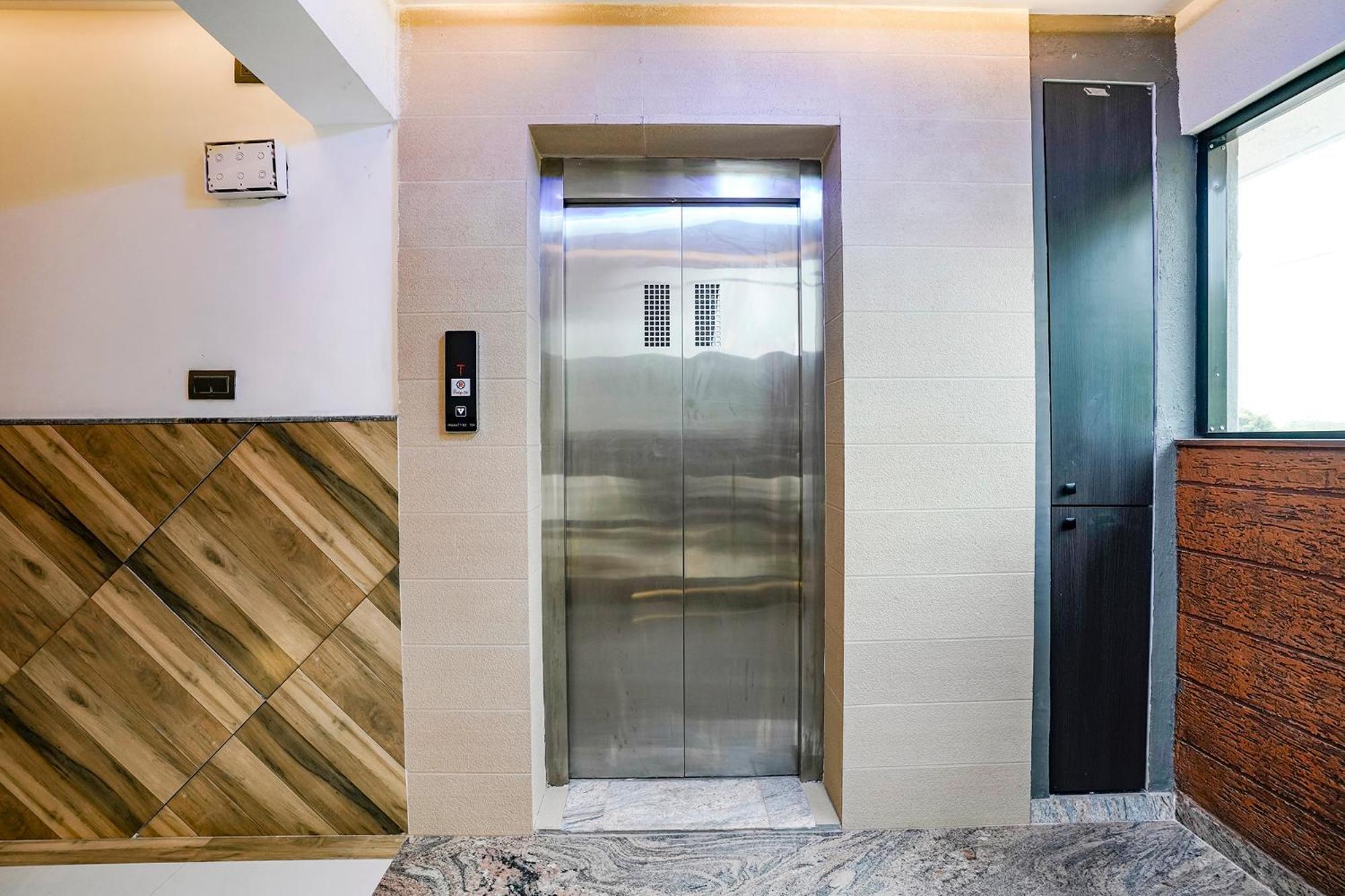 Fabhotel Prestige Elite - Road Nashik