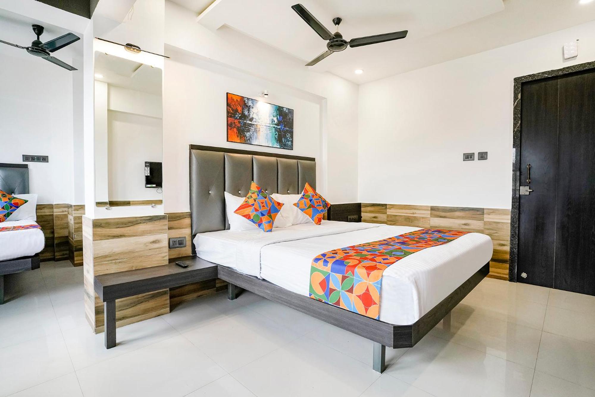 Fabhotel Prestige Elite - Road Nashik