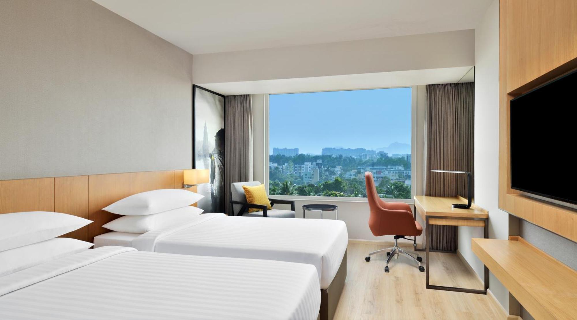 Courtyard By Marriott Hotel 5*