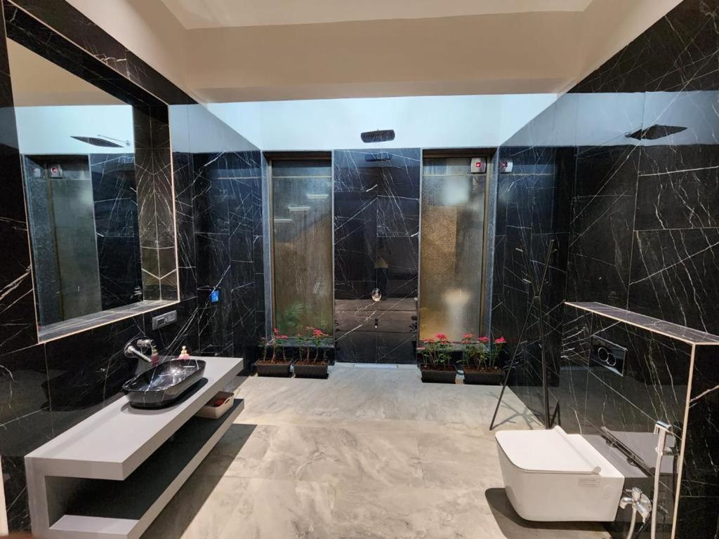 Madhu Farm Villa