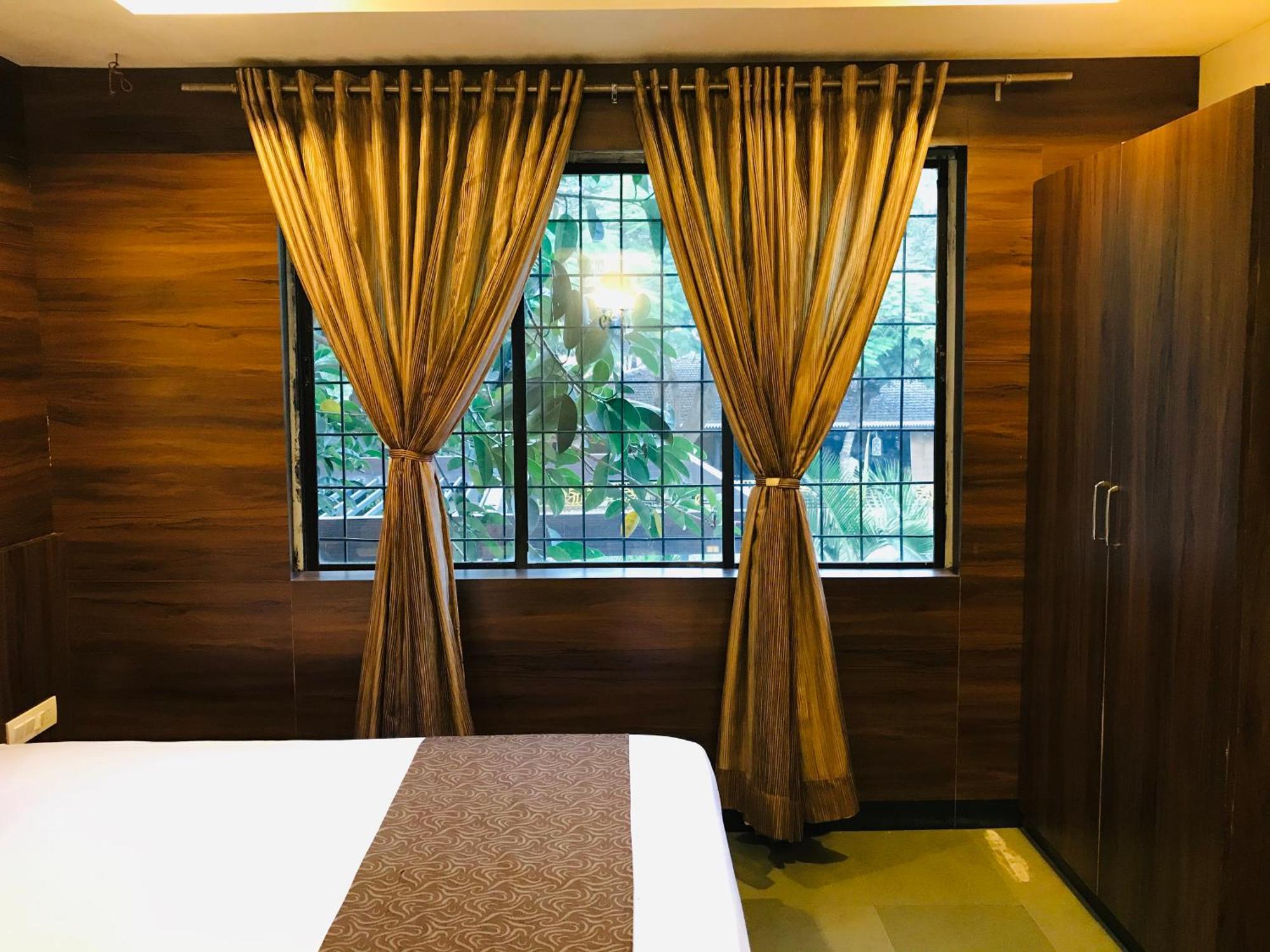 Liva Hotel