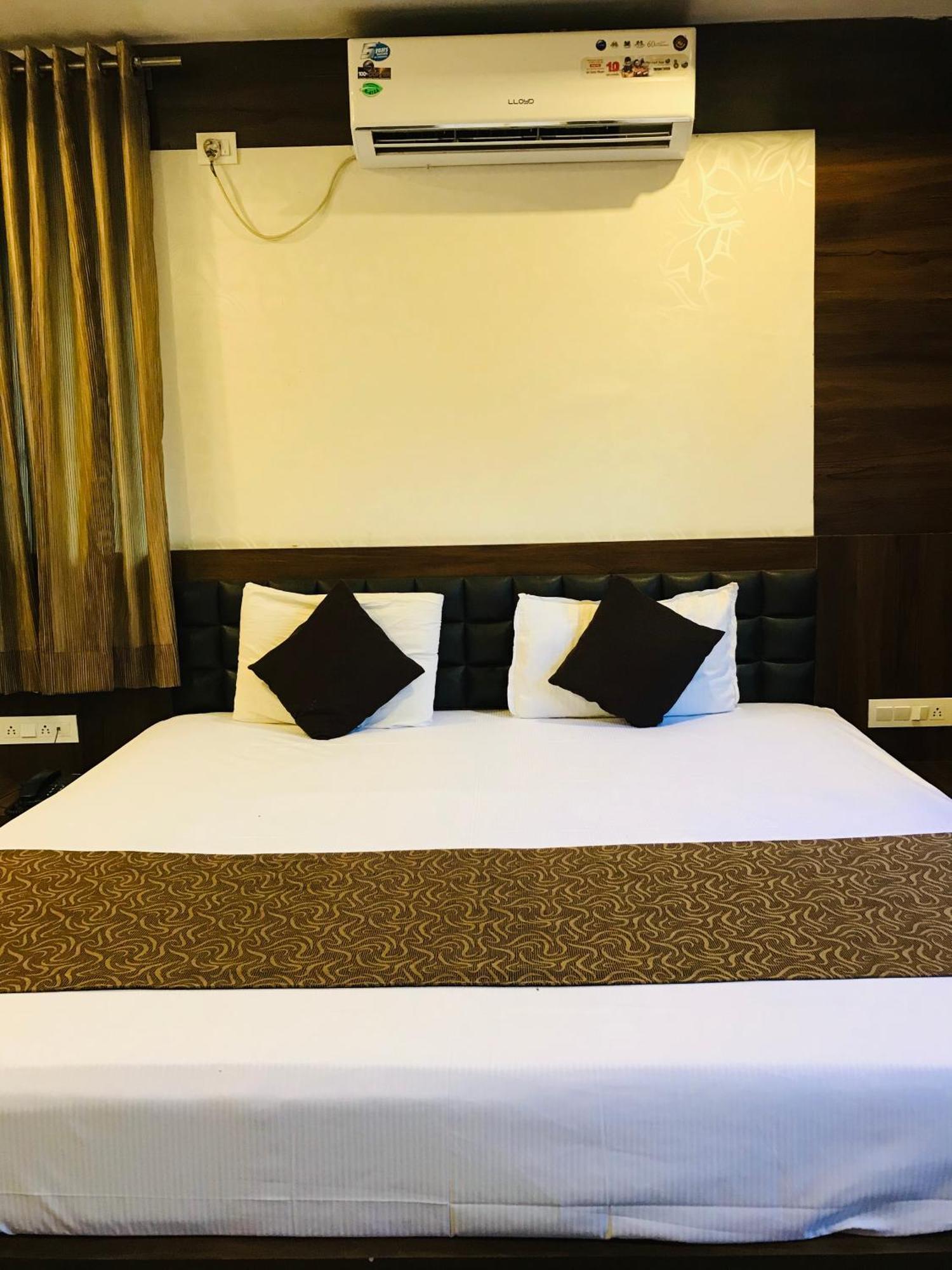 Liva Hotel