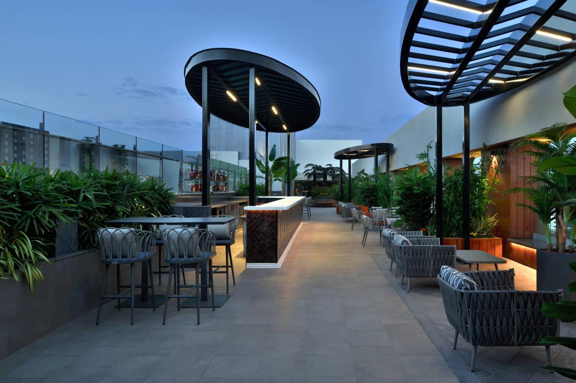 Courtyard By Marriott 5* Nashik