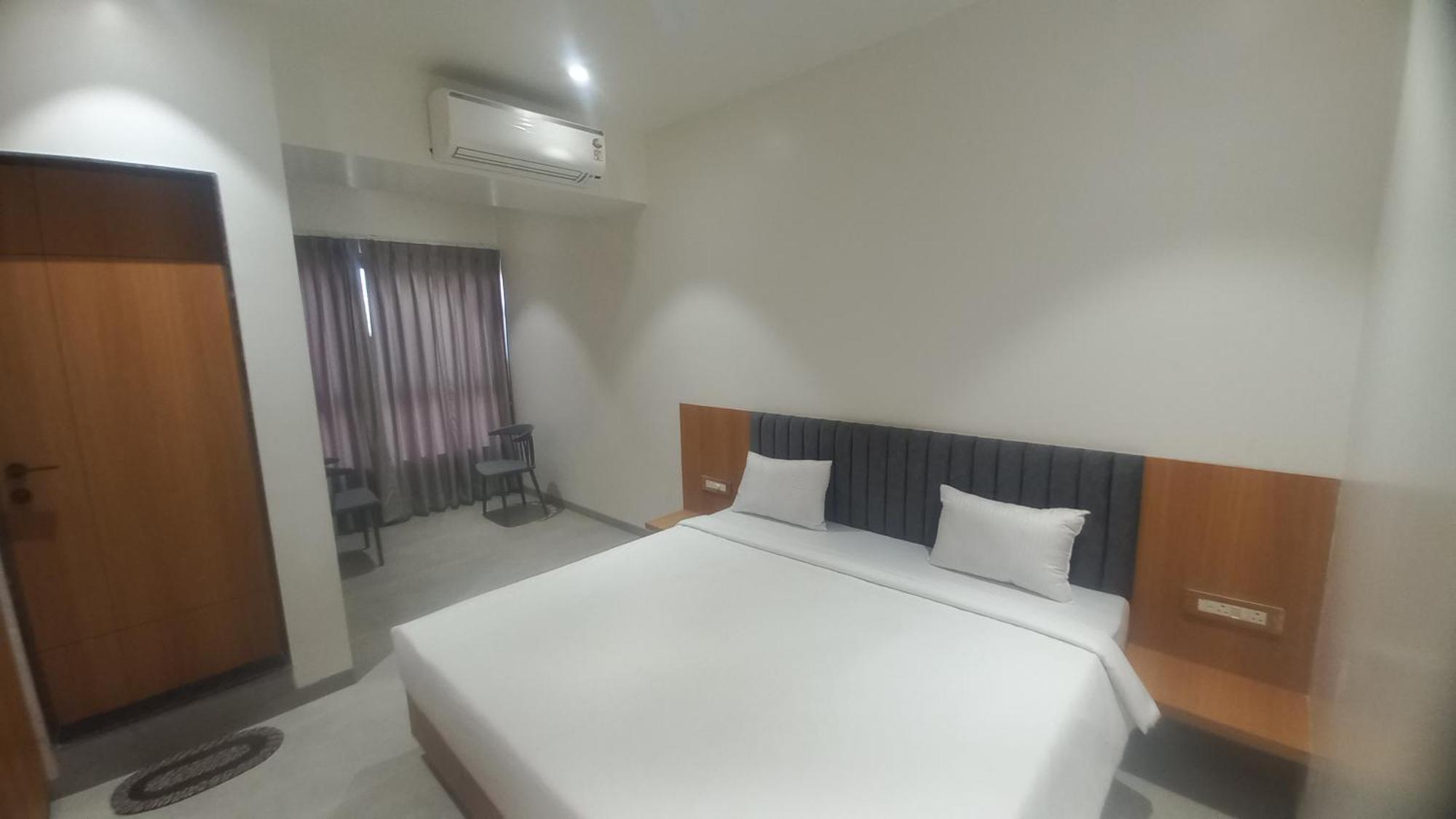 Elite 3* Nashik