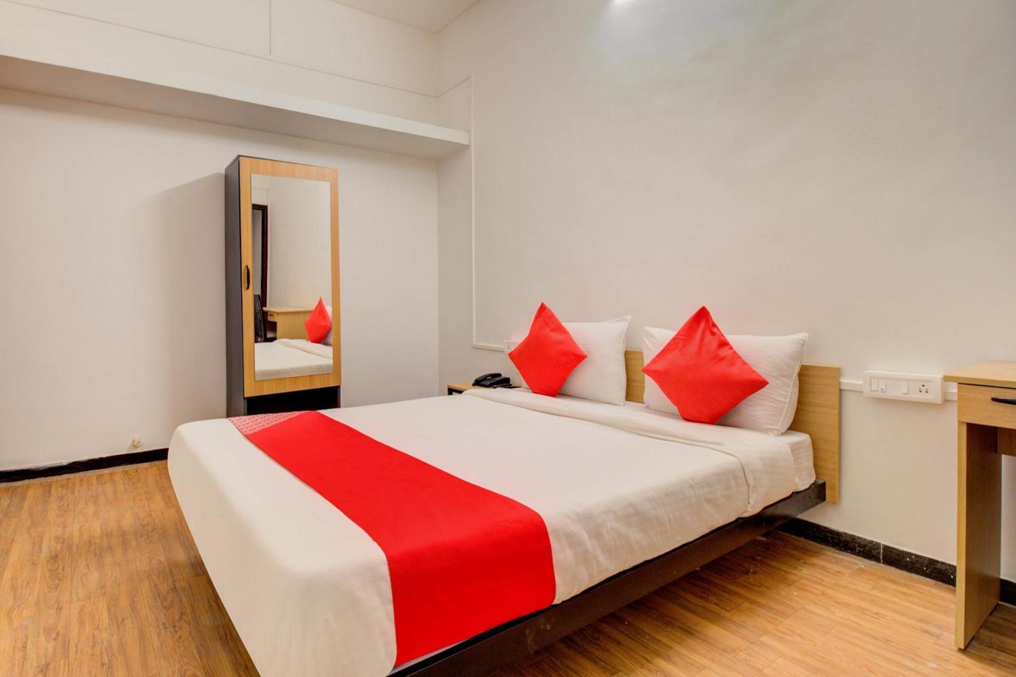 Hotel Super O Saubhagya *