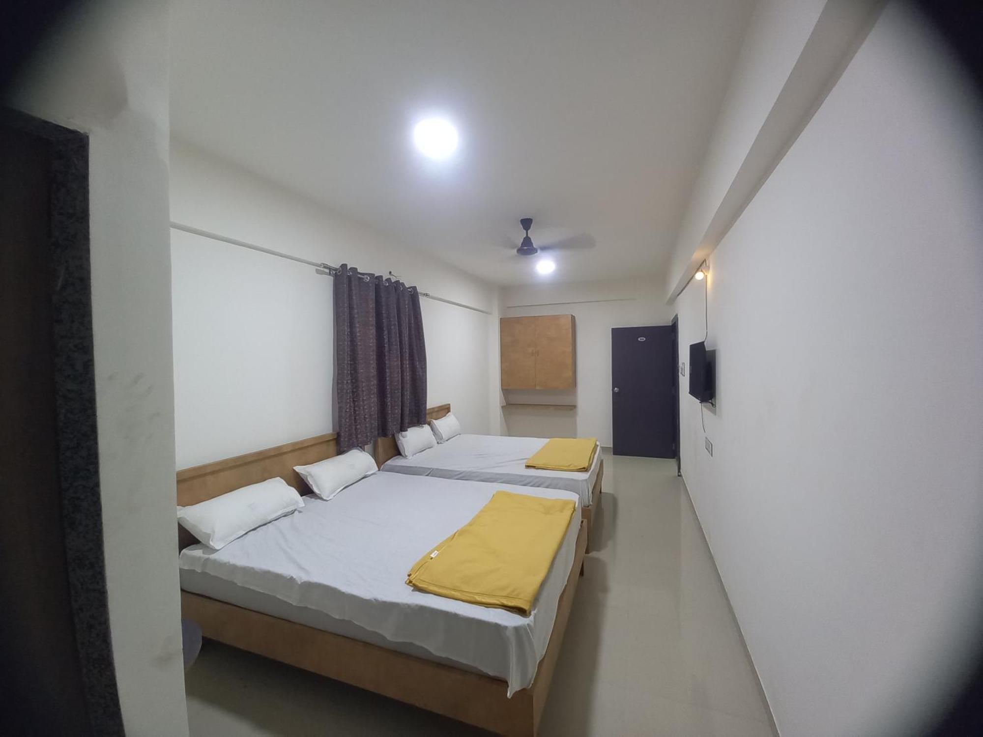 Highway Palace Hotel 2*