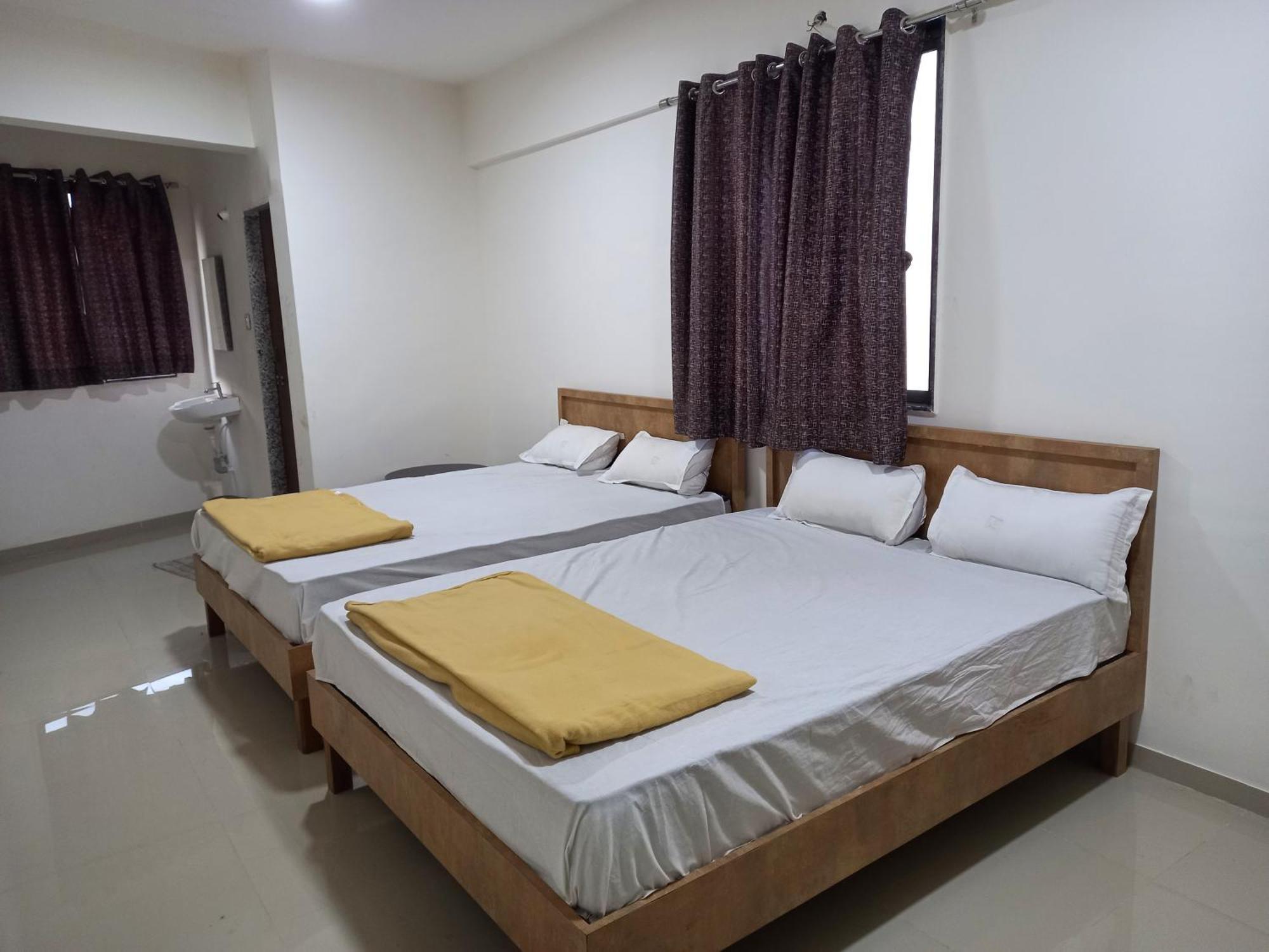 Hotel Highway Palace 2*