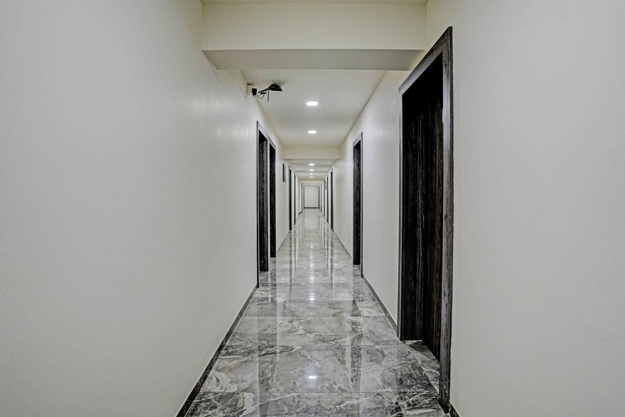 Hotel O Samarth Nagar Formerly Bhakti