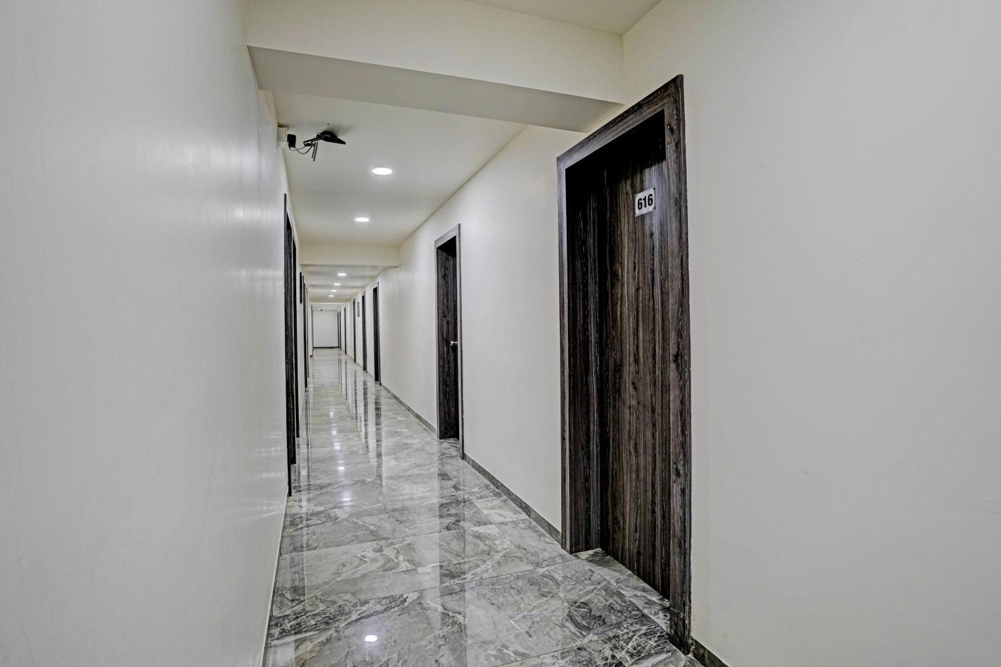Hotel O Samarth Nagar Formerly Bhakti *