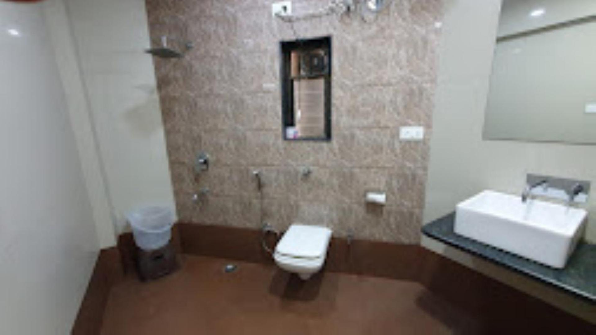Luxx Riviera ,