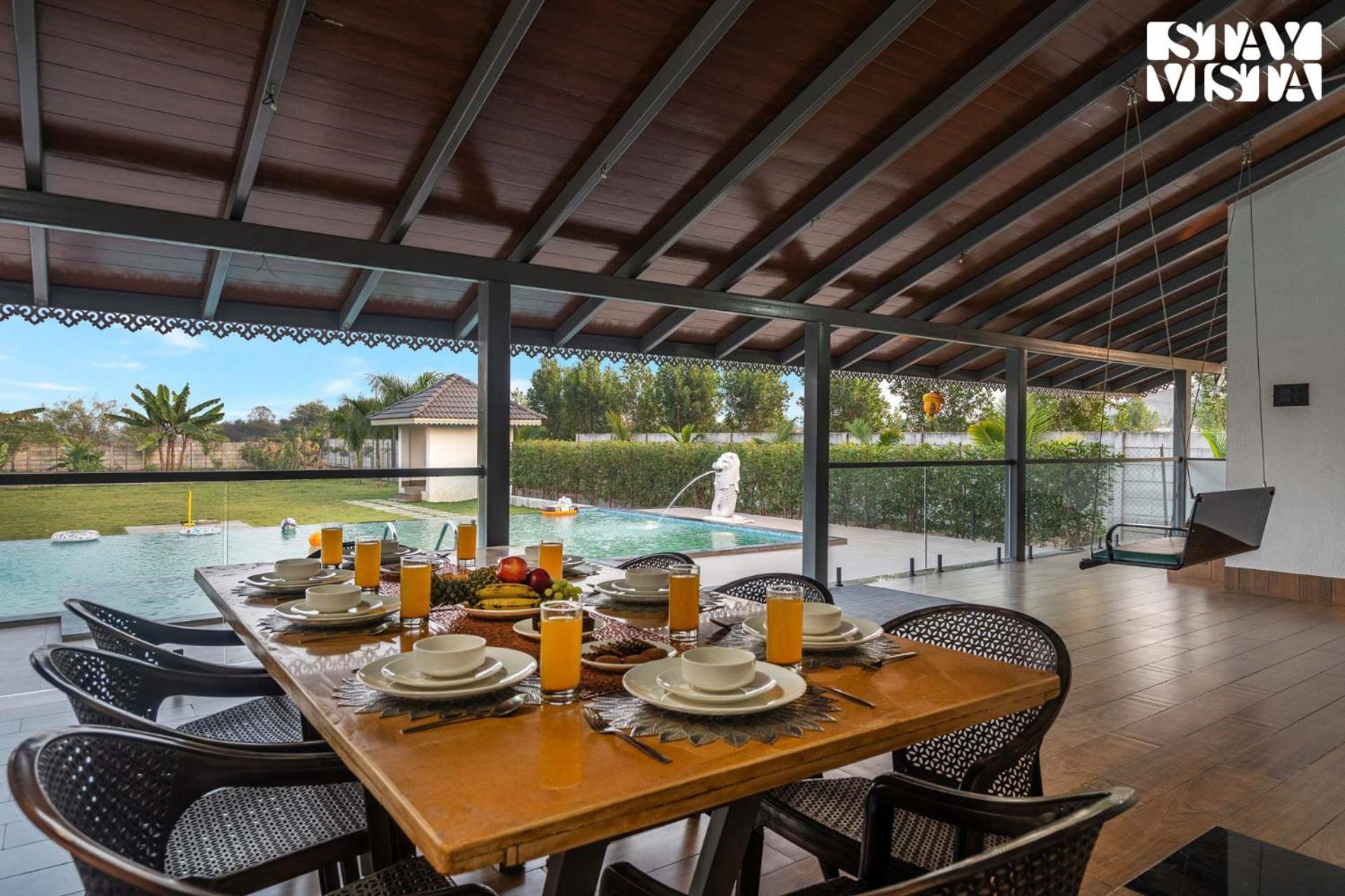 Villa Stayvista At Blisswood With Pool & Bar Nashik