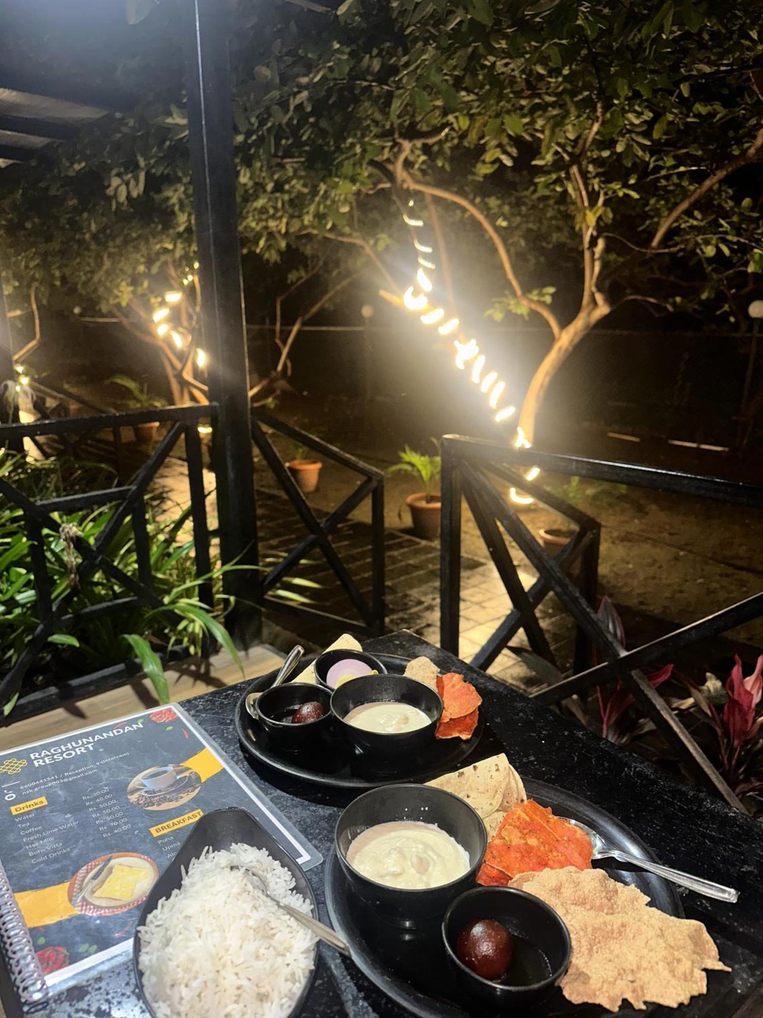 Raghunandan Resort