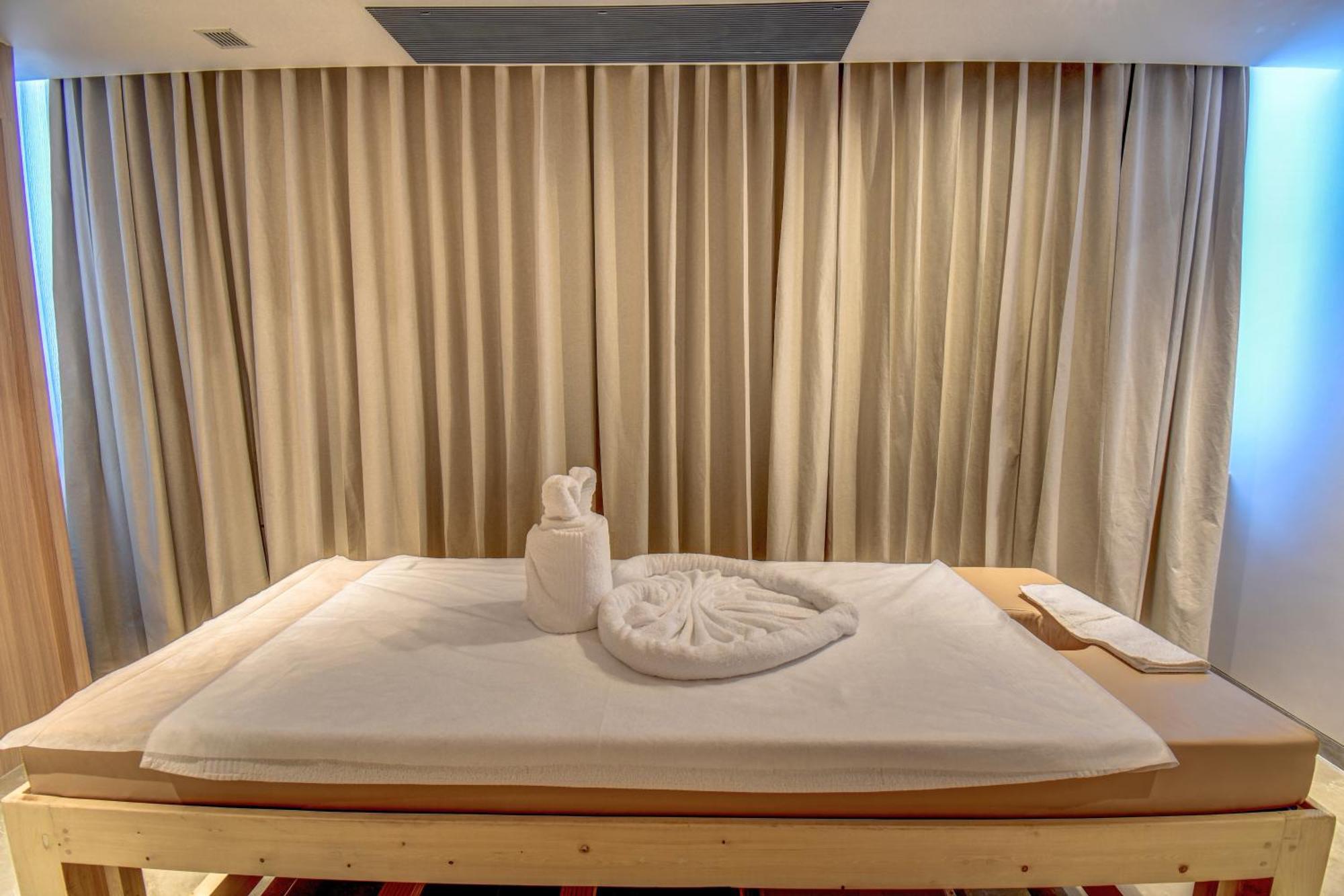 The Ssk Solitaire , Boutique And Hotel 3*