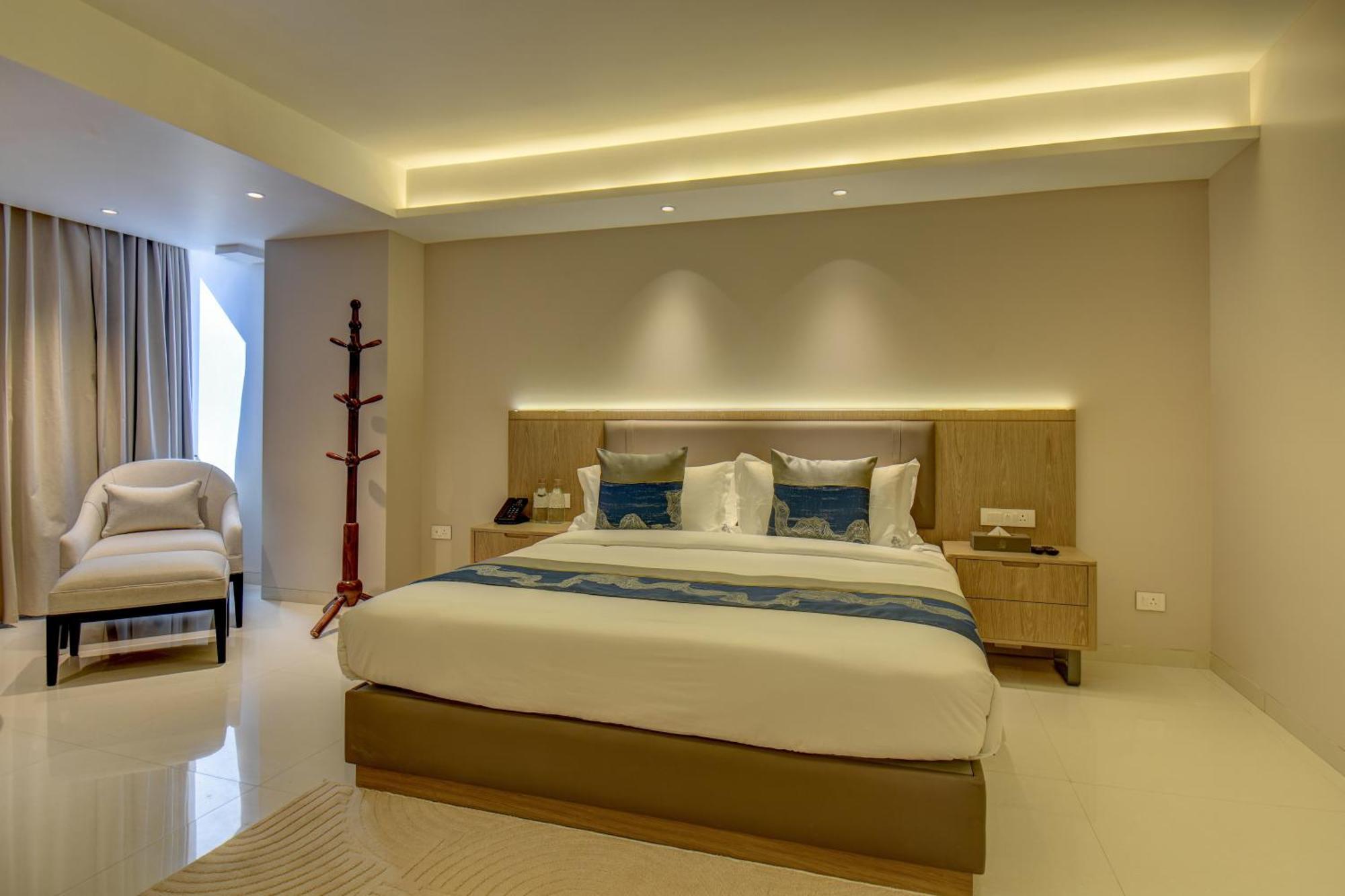 Hotel The Ssk Solitaire , Boutique And 3*