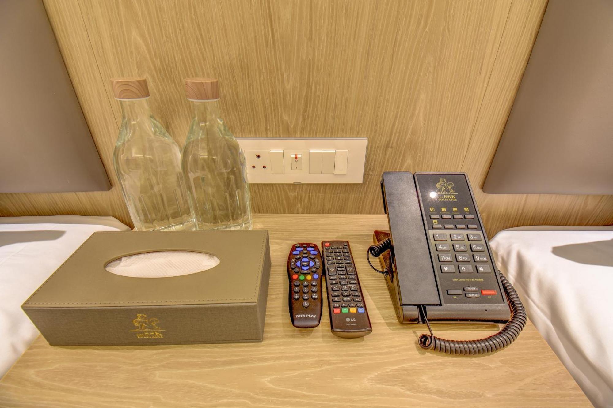 The Ssk Solitaire , Boutique And 3* Nashik
