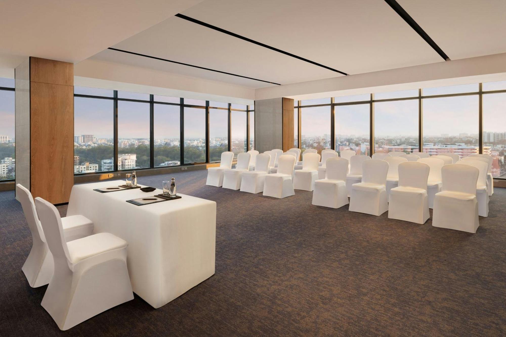 Hotel Four Points By Sheraton Nashik