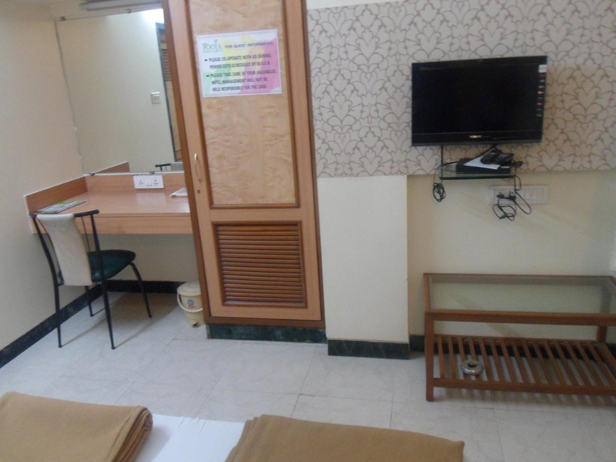 Pooja International Hotel