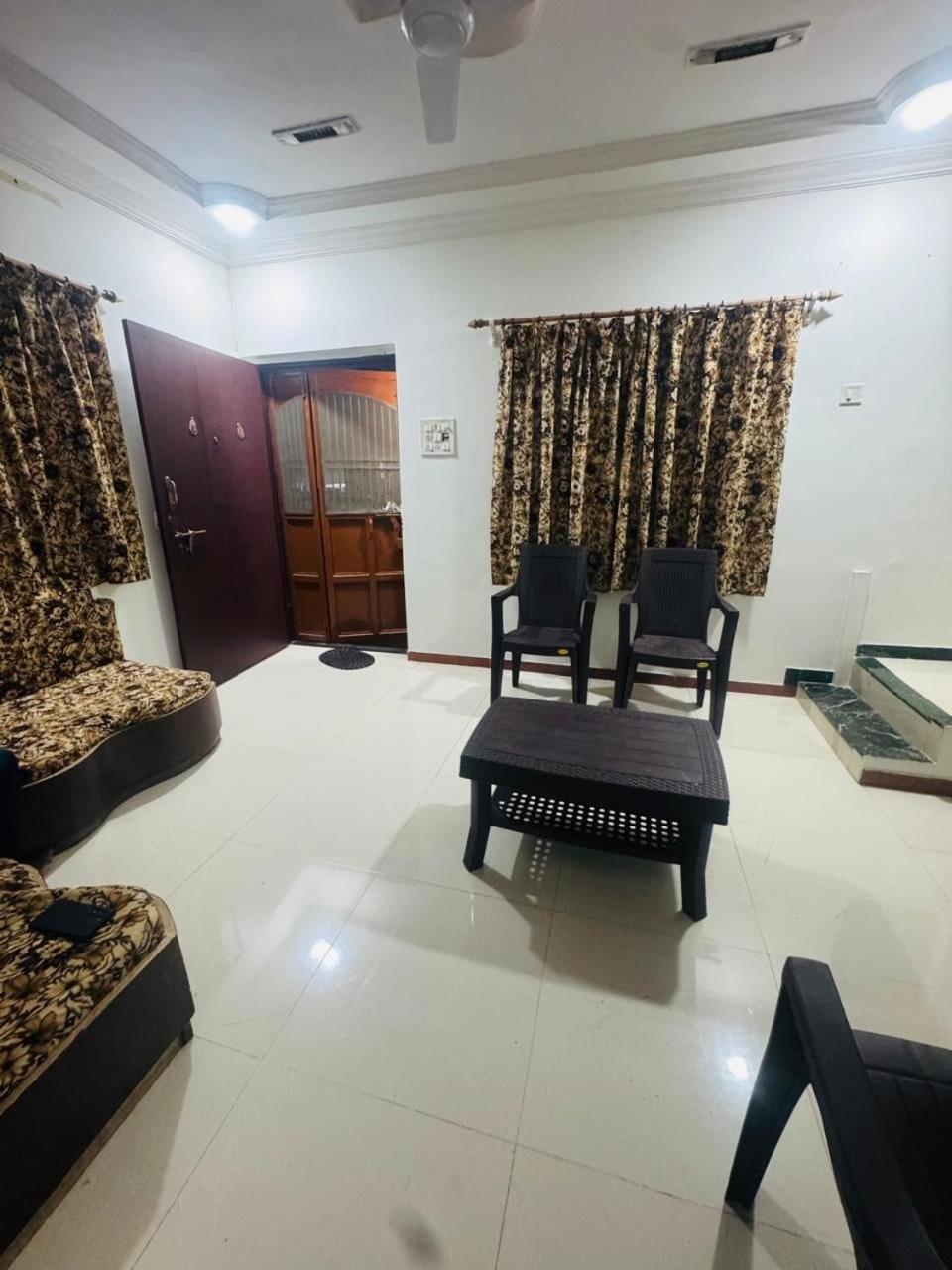 Siddhi Row House -2 Bhk Holiday home