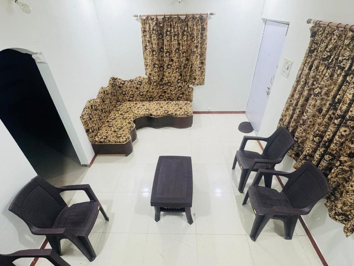 Siddhi Row House -2 Bhk Holiday home