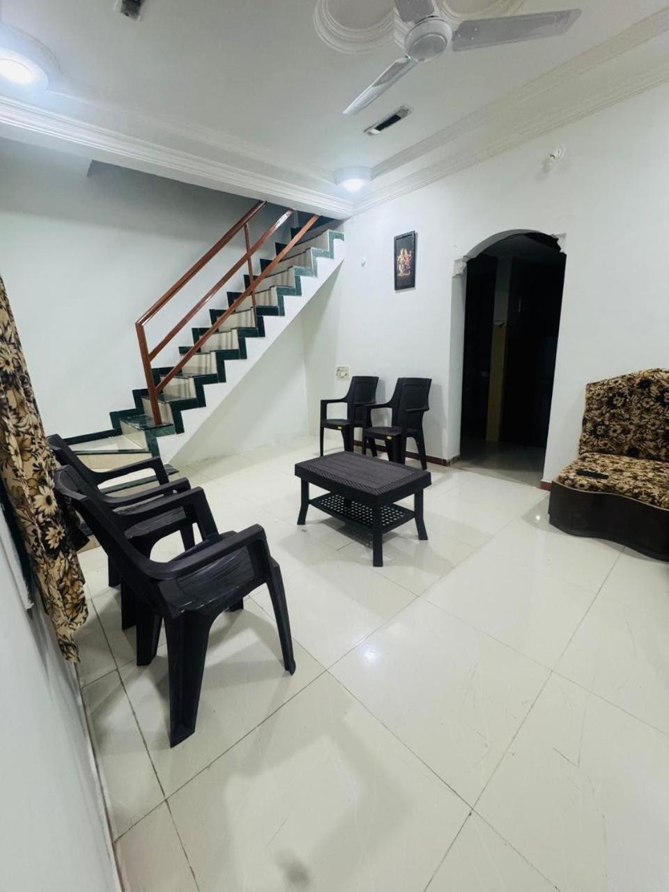 Siddhi Row House -2 Bhk Holiday home *