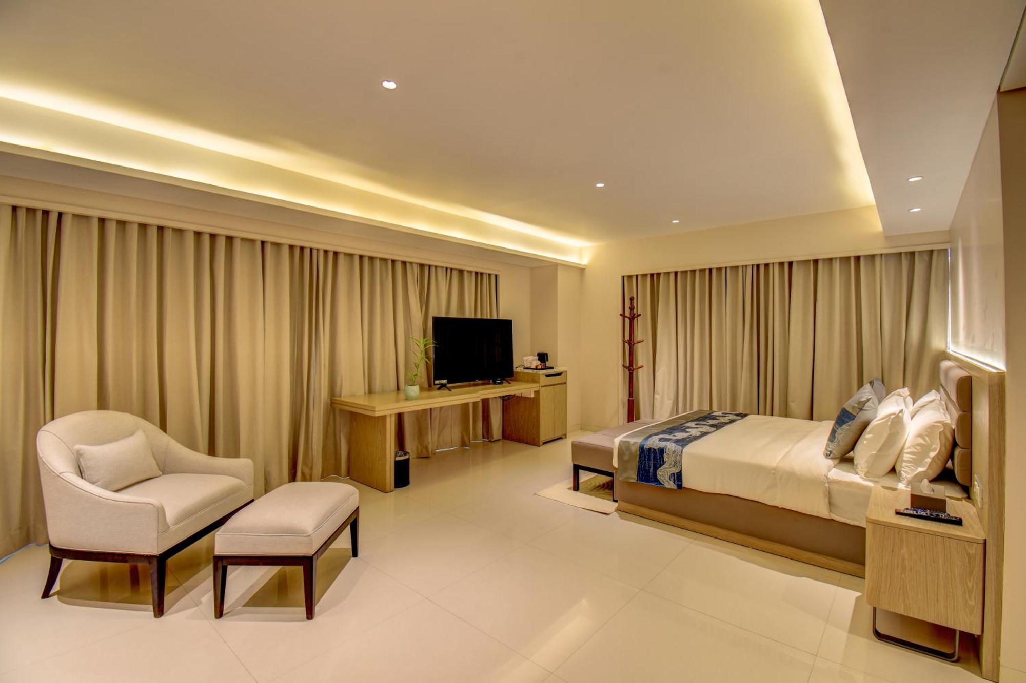 The Ssk Solitaire , Boutique And Hotel 3*
