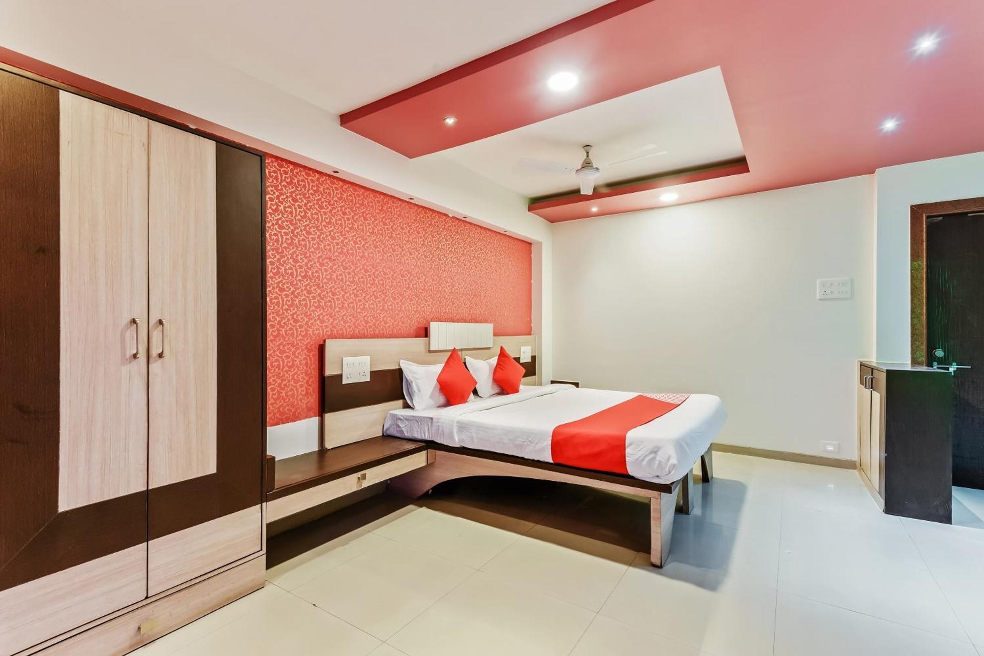 O Sachin Residency Hotel 4*