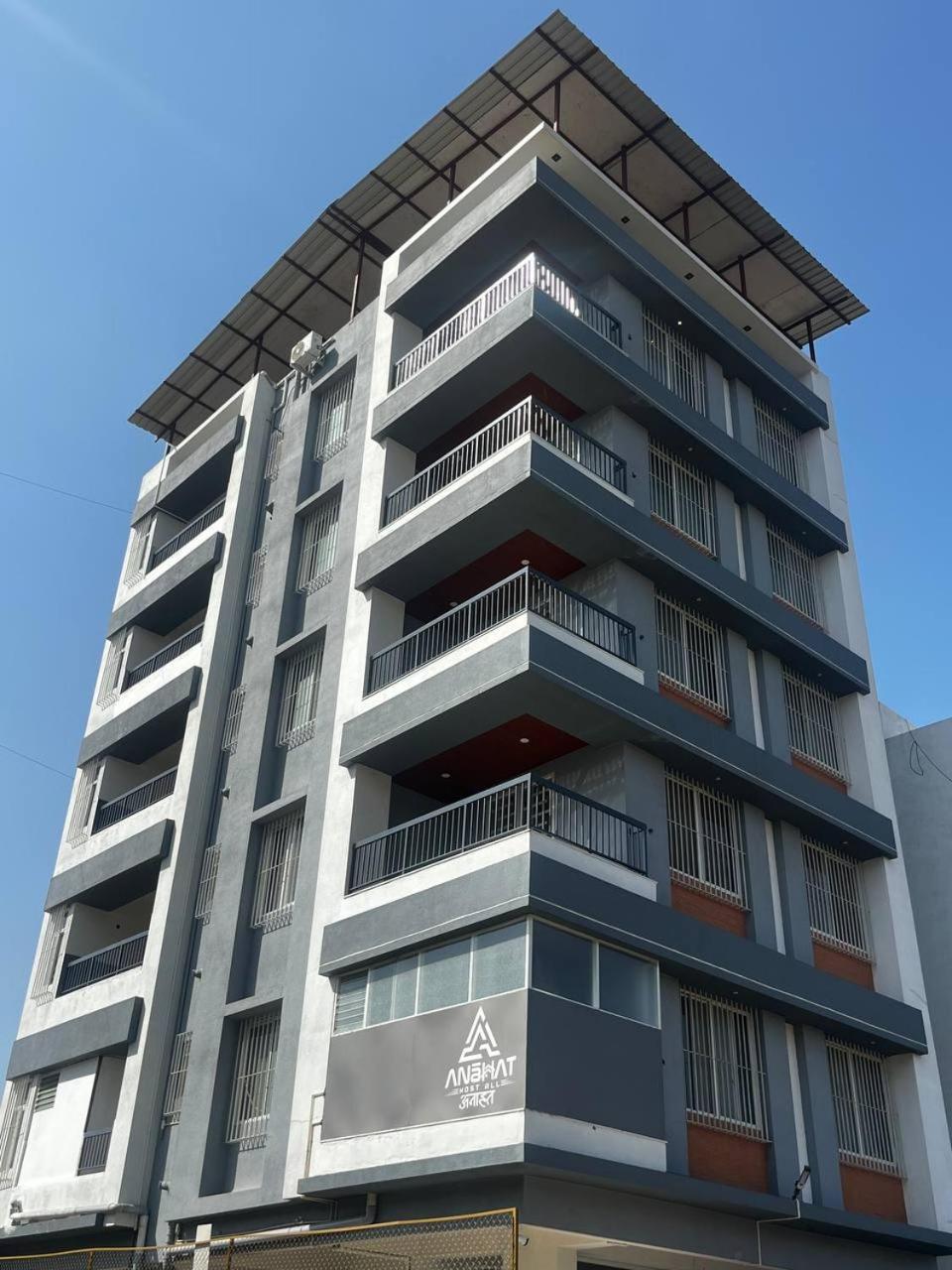 Anahat Host All Shuttler 2Bhk 2 Bed Ac Appartment