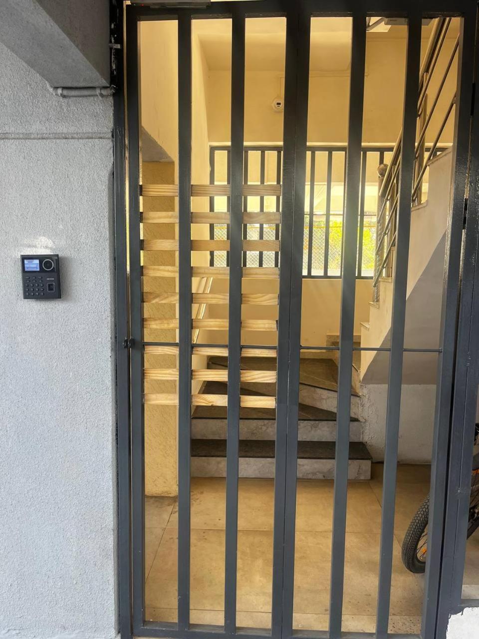 Apartment Anahat Host All Shuttler 2Bhk 2 Bed Ac Appartment Nashik
