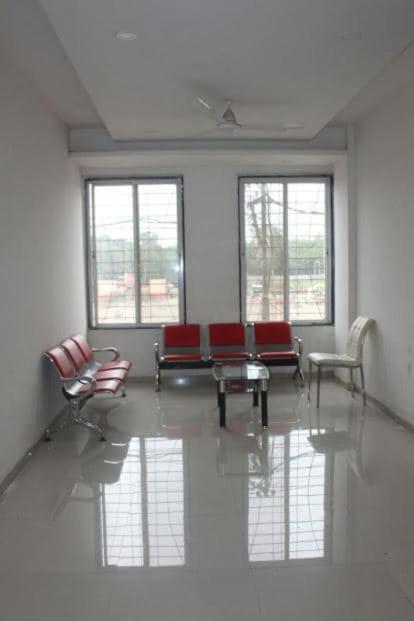 Townhouse Gadge Maharaj Road Near Godavari River Hotel