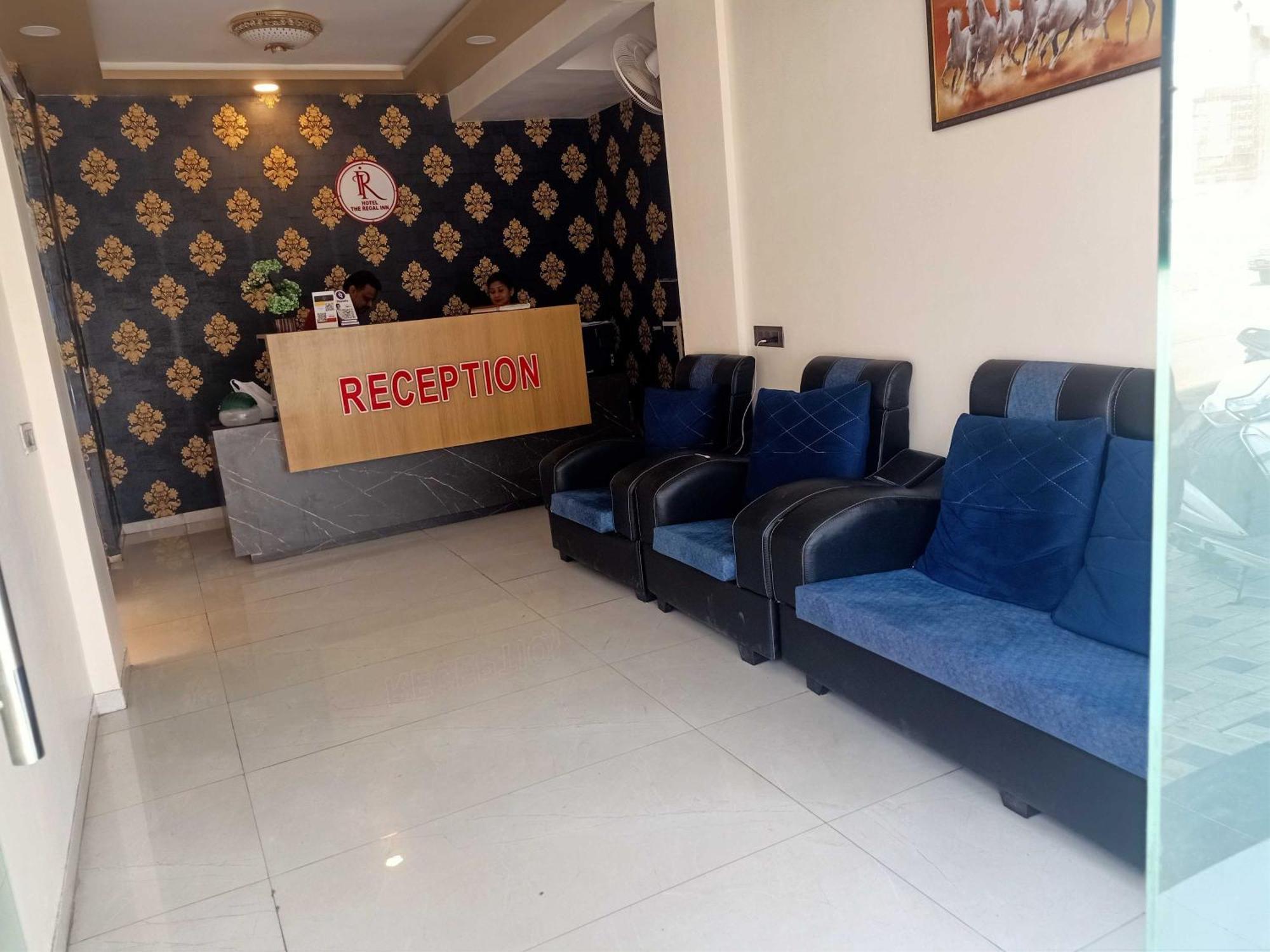 Hotel Townhouse Gadge Maharaj Road Near Godavari River