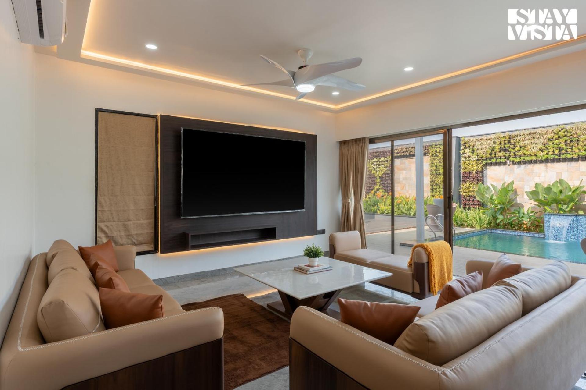 Stayvista At Daisy Dell With Pool, Gazebo, Wi-fi Nashik