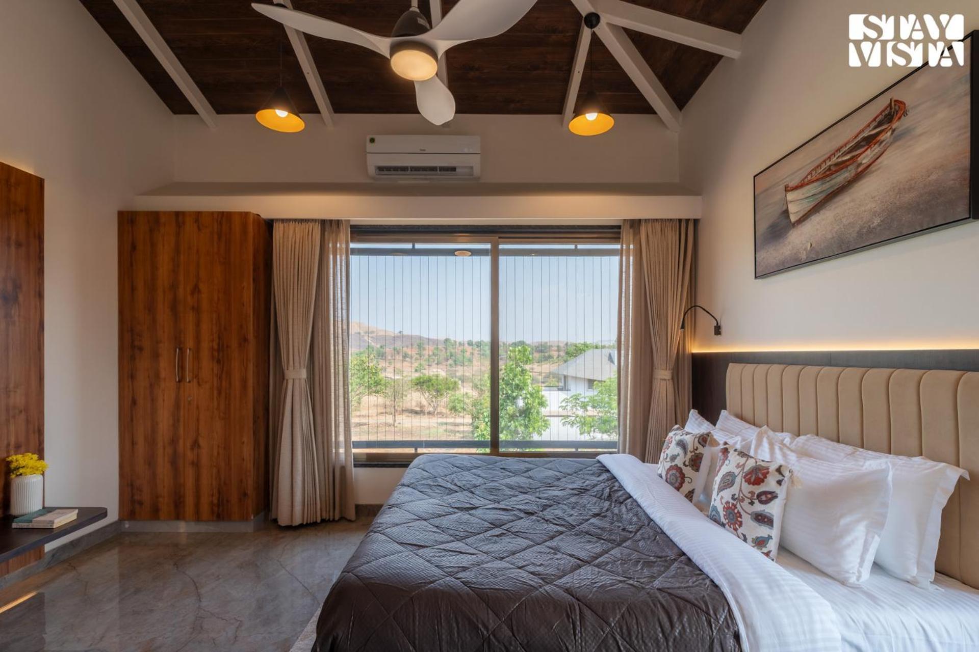 Stayvista At Daisy Dell With Pool, Gazebo, Wi-fi Villa Nashik
