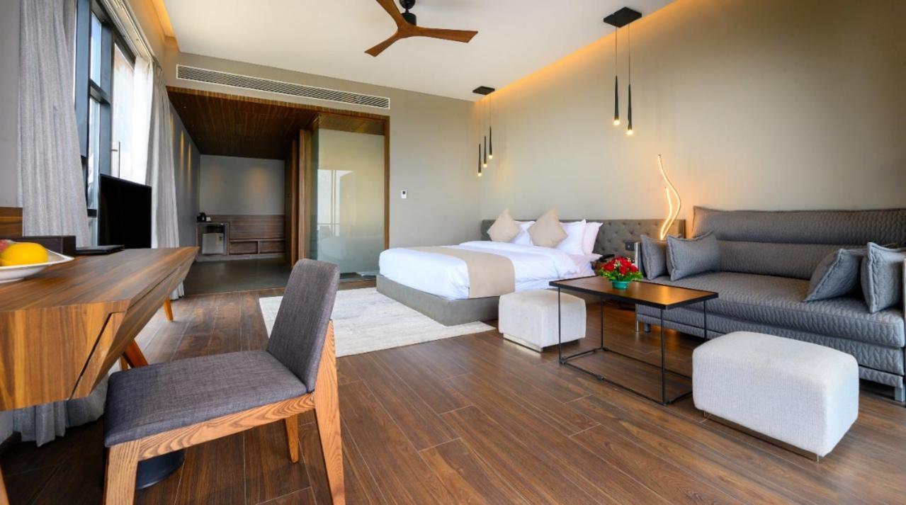 Resort Aria & 5*