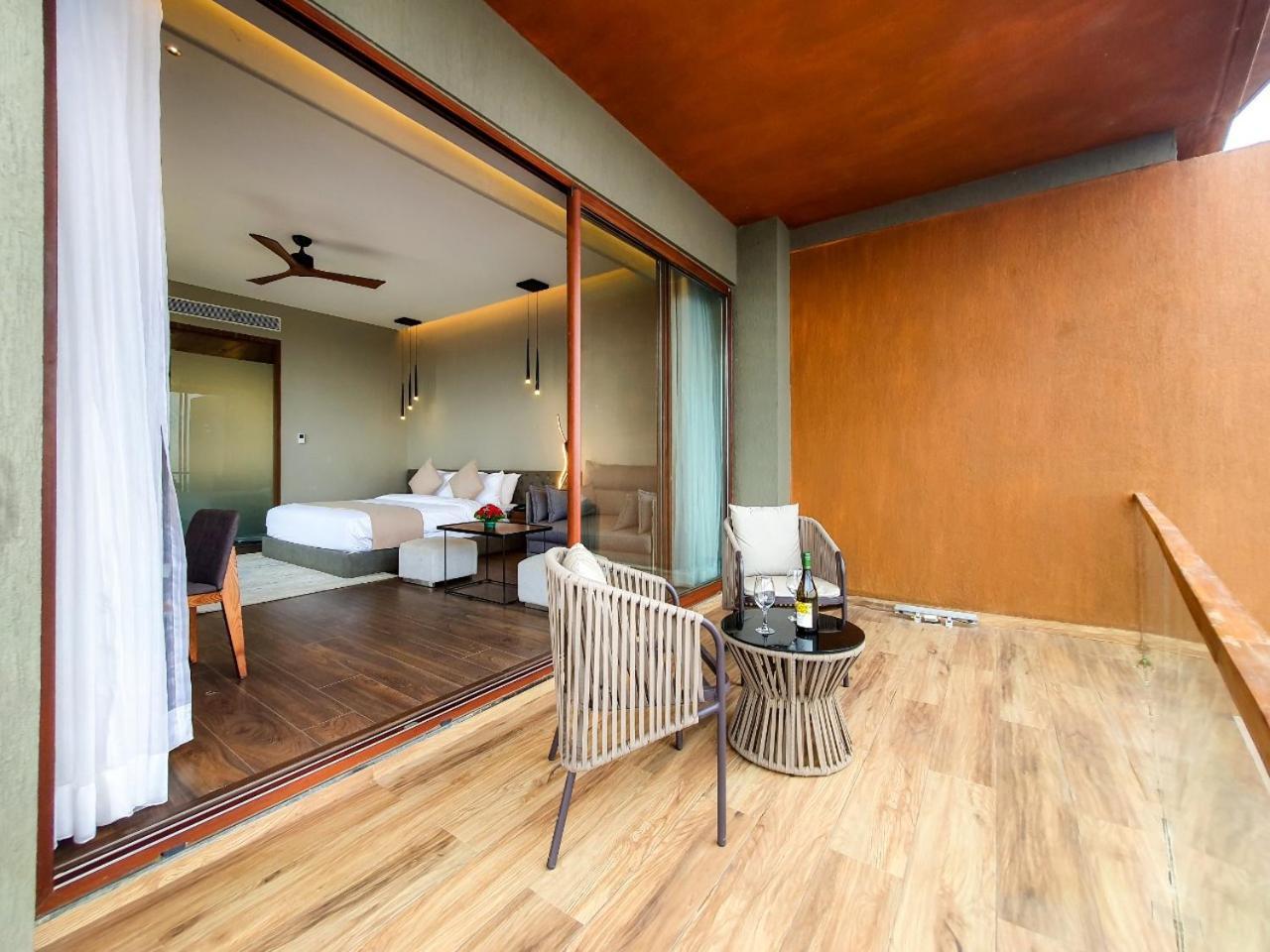 Aria & Resort Nashik