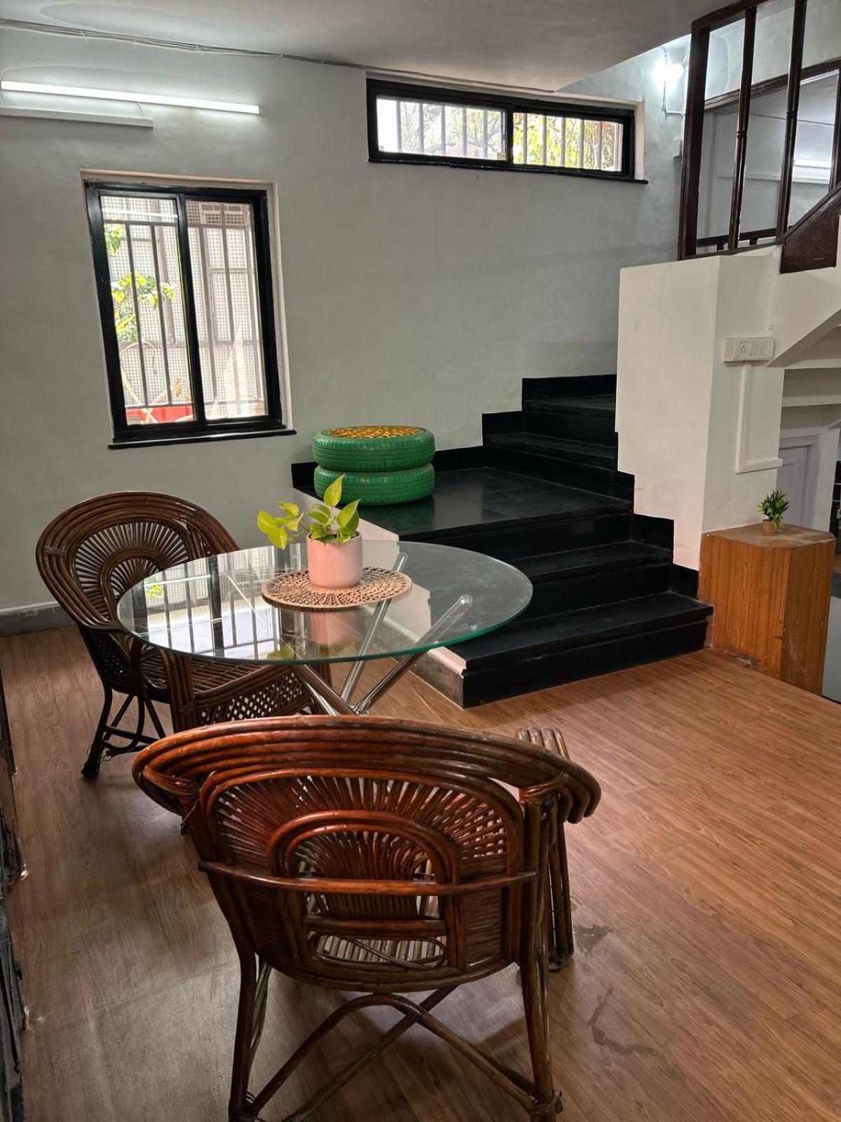 Hostel Tripvana Backpacker Nashik
