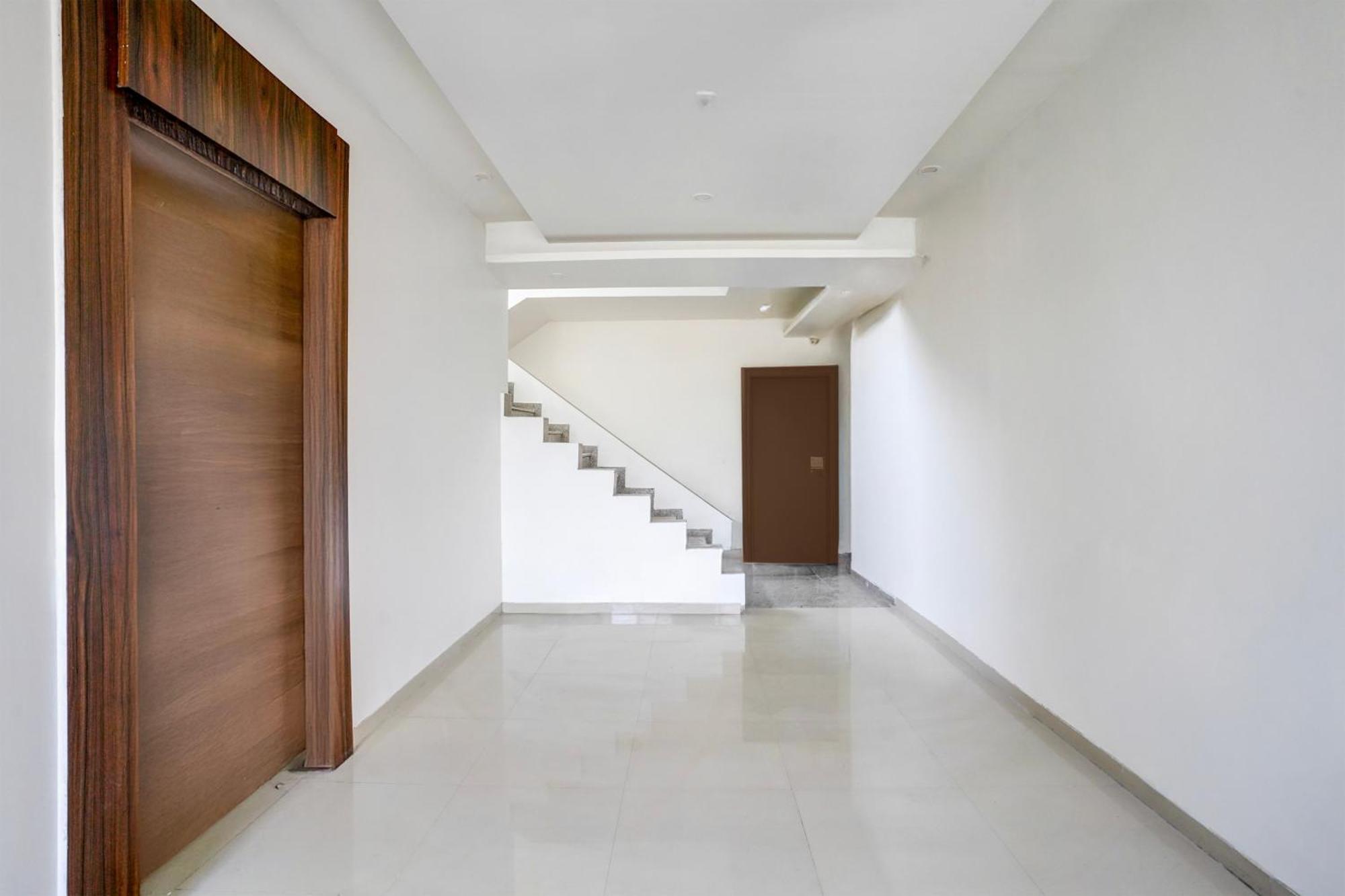 Hotel Super Townhouse Godavari Riverbank Formerly Shanti Datta