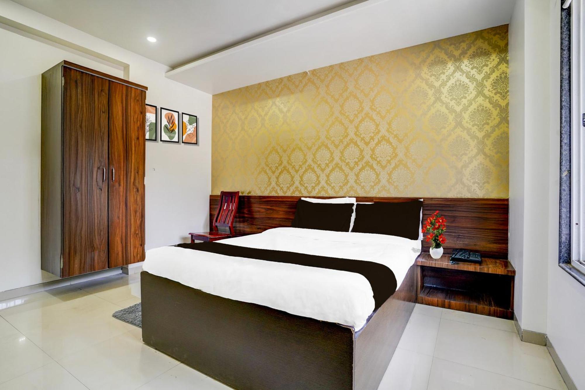 Hotel Super Townhouse Godavari Riverbank Formerly Shanti Datta