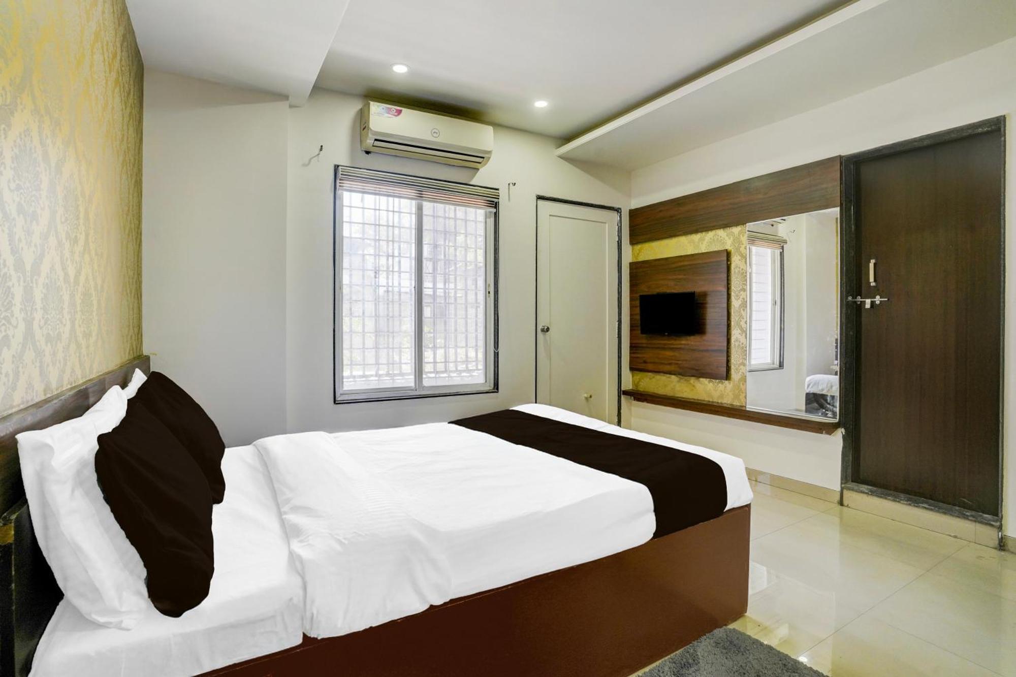 Super Townhouse Godavari Riverbank Formerly Shanti Datta Hotel